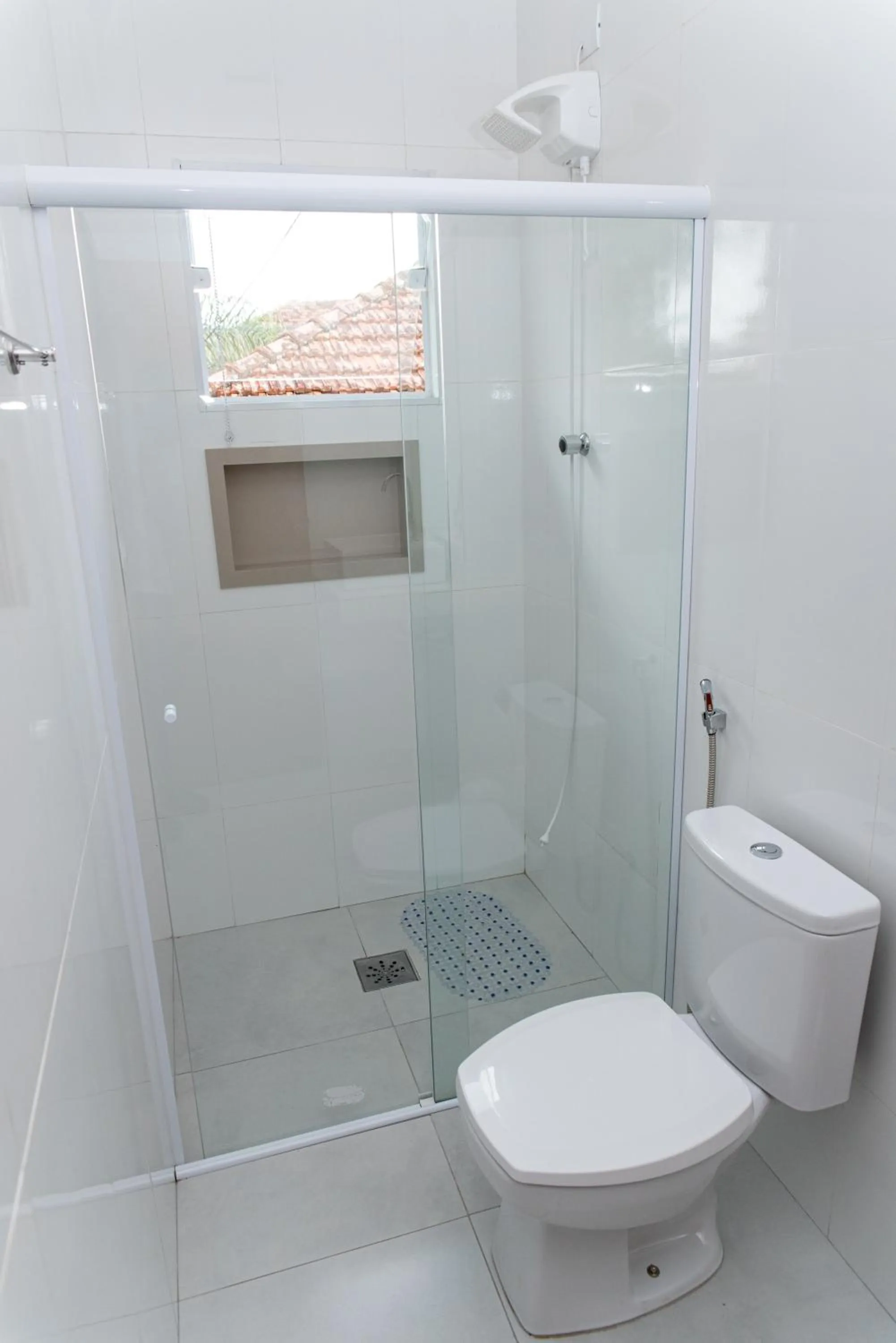 Shower in Hotel Descalvado