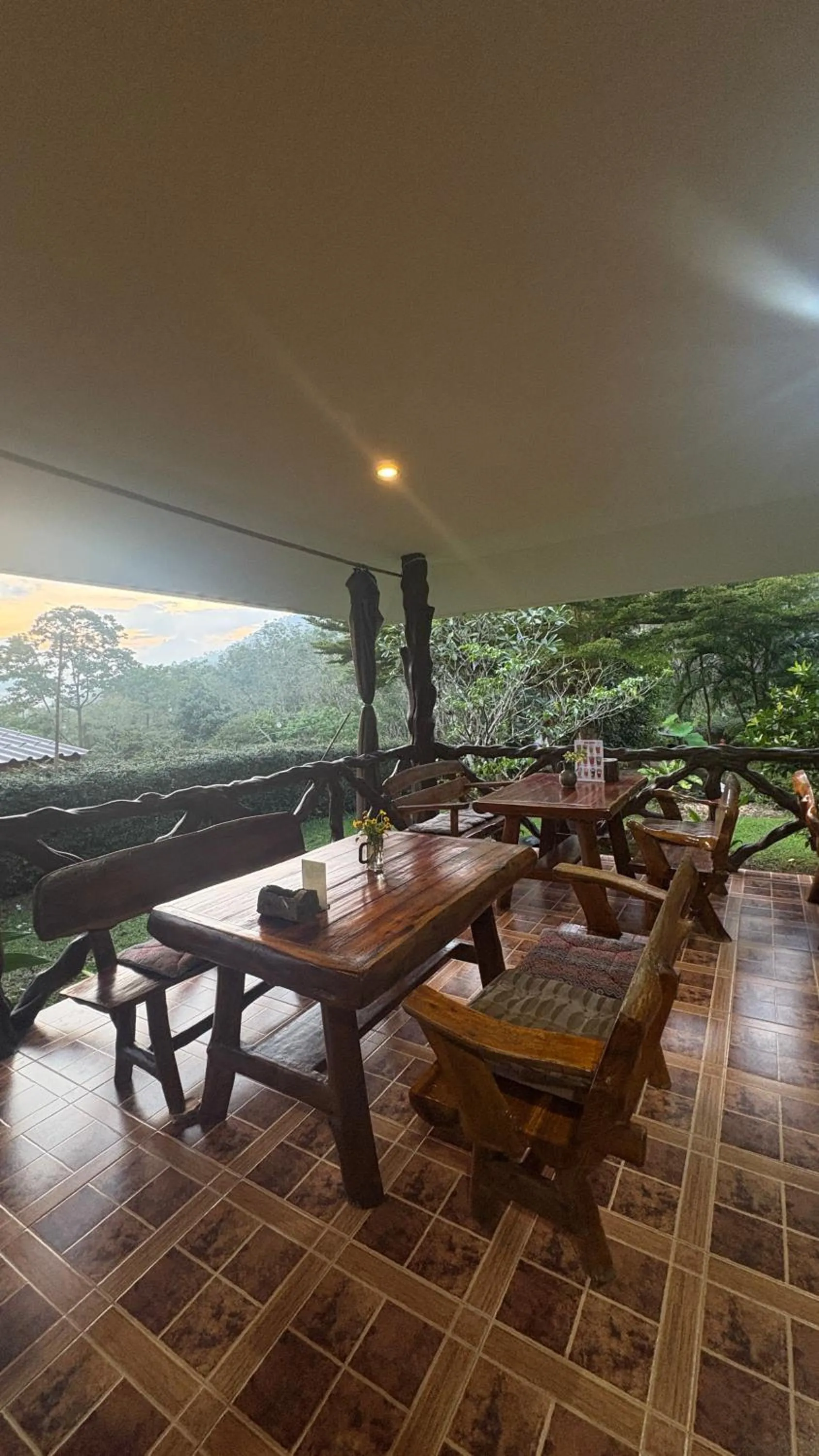 Khao Sok Hill Top Resort