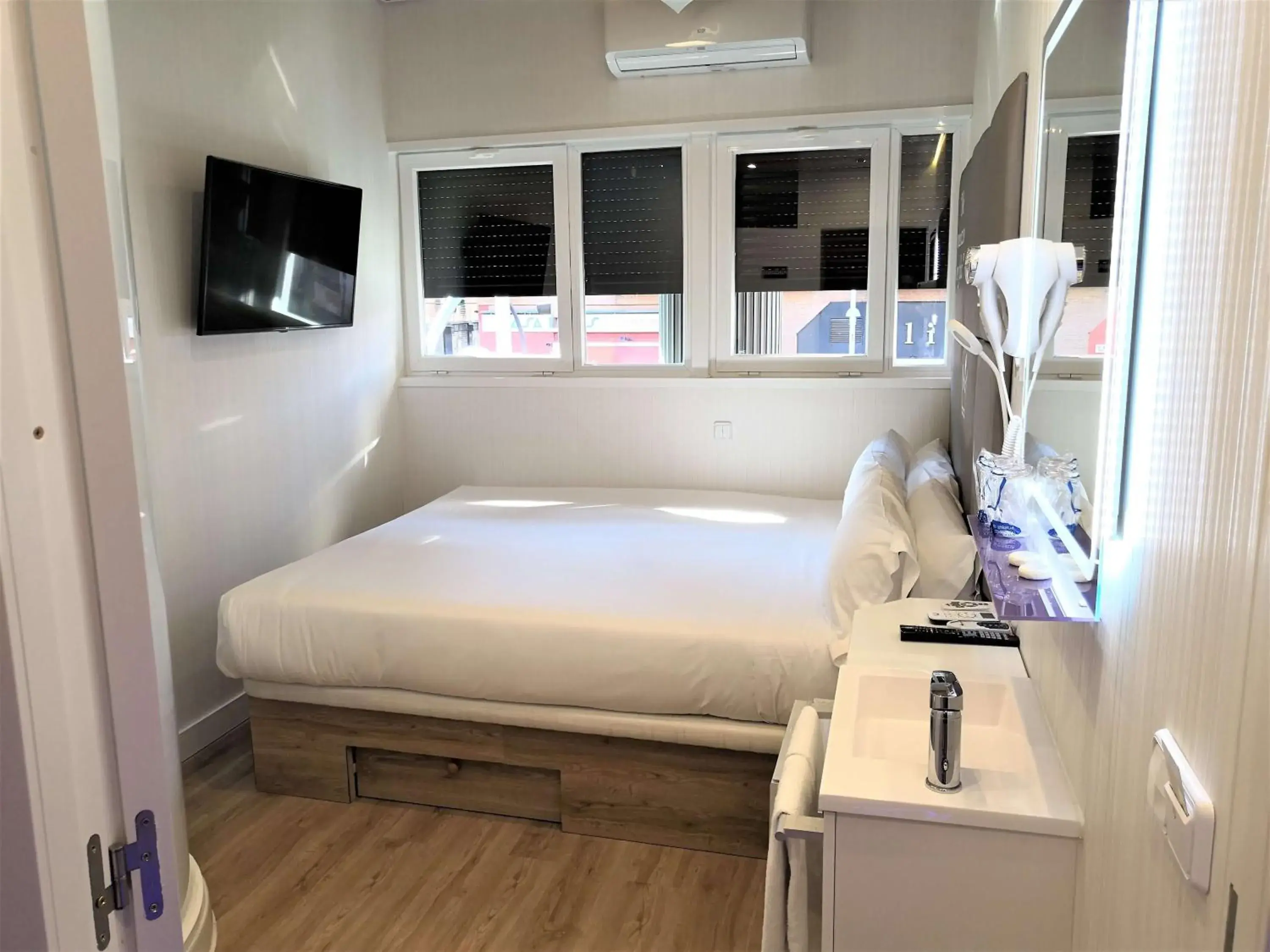 TV and multimedia, Bed in Erase un Hotel TV and multimedia, Bed in Erase un Hotel