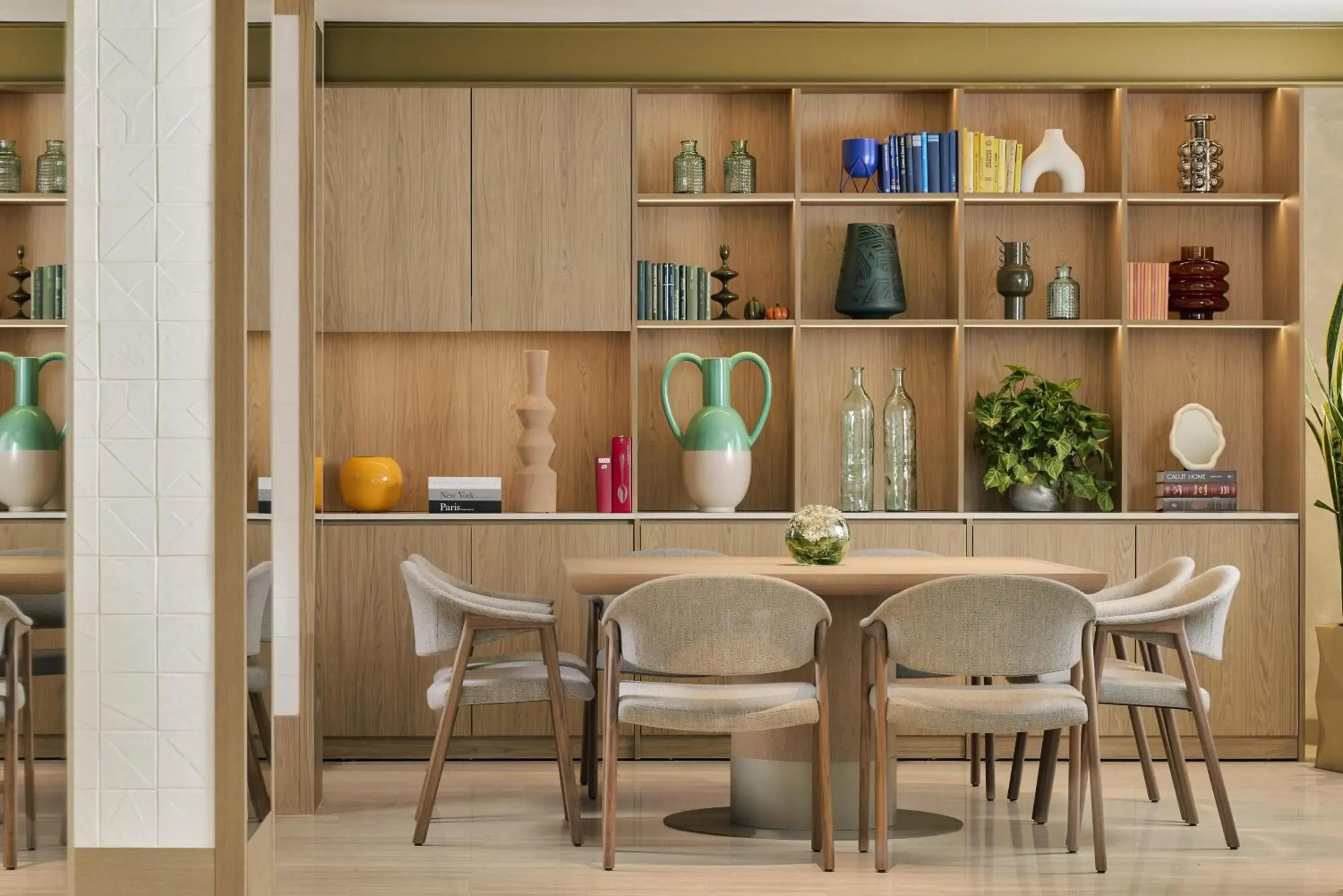 Lobby or reception in NH Paseo de la Habana Lobby or reception in NH Paseo de la Habana