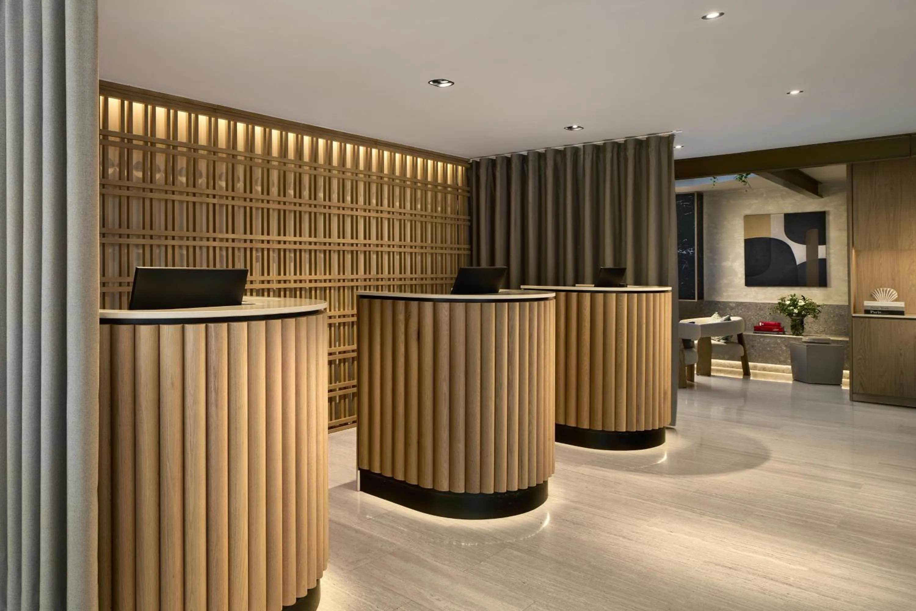 Lobby or reception in NH Paseo de la Habana