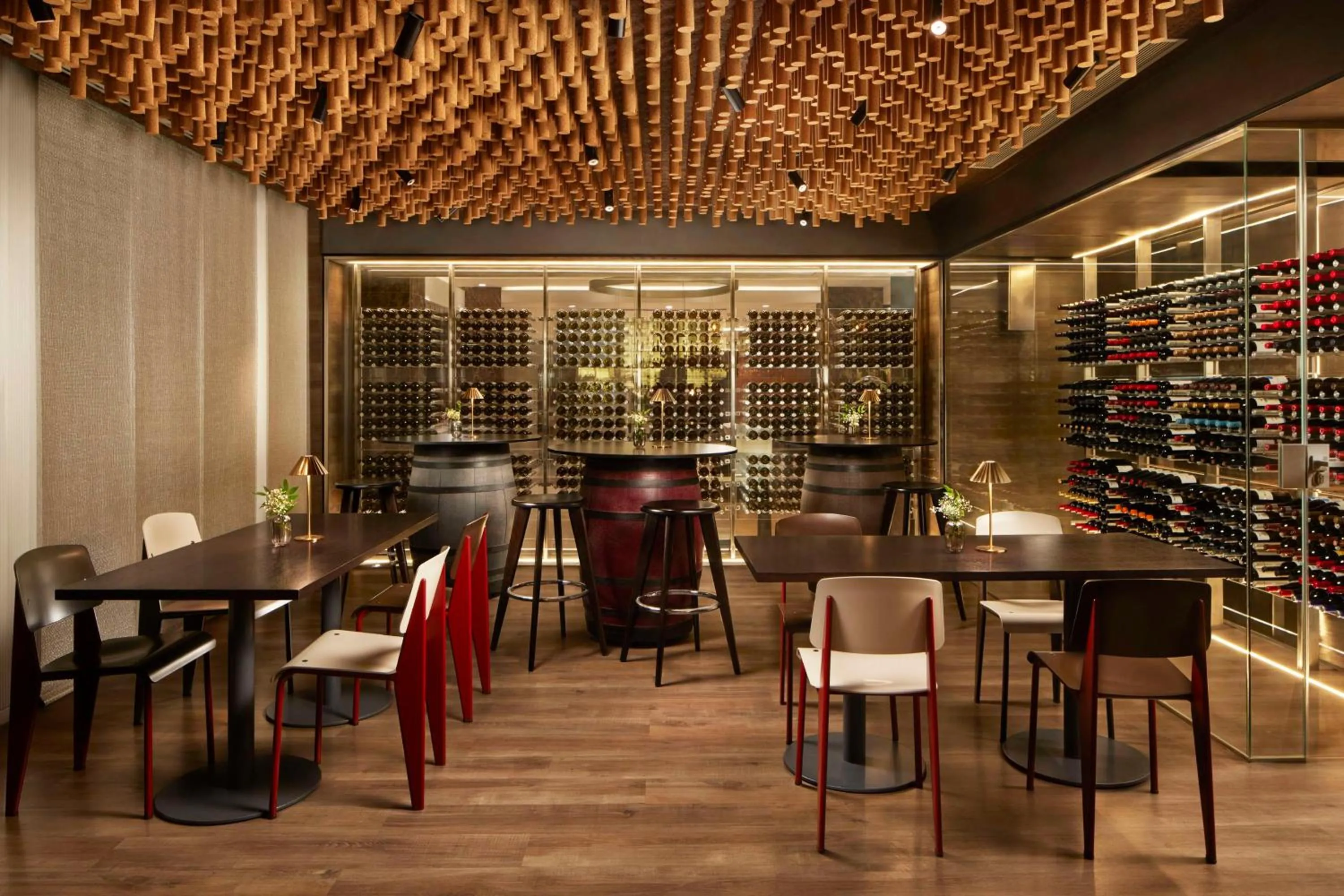 Lounge or bar in NH Collection San Sebastián Aranzazu