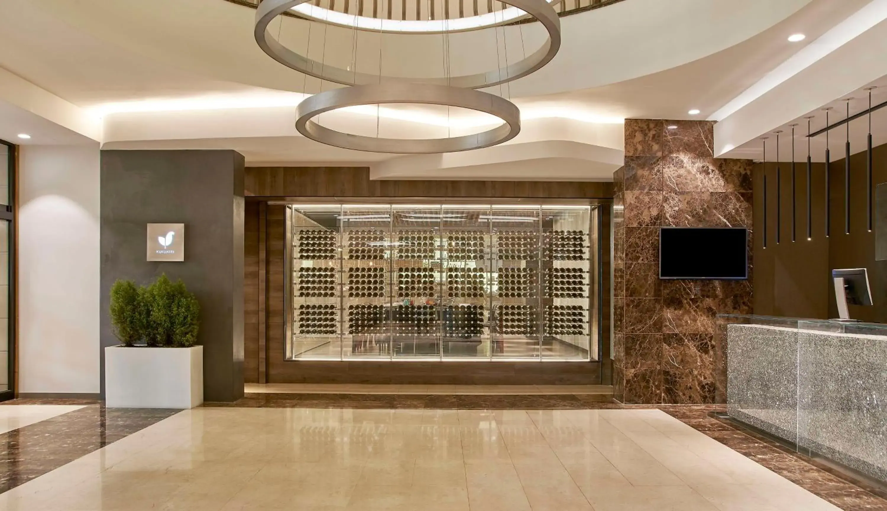 Lobby or reception in NH Collection San Sebastián Aranzazu Lobby or reception in NH Collection San Sebastián Aranzazu