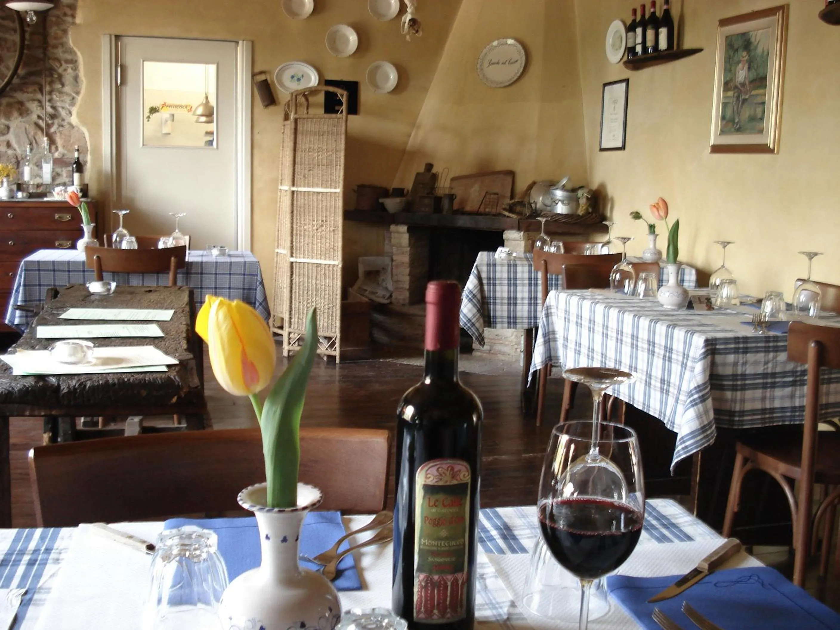 Restaurant/places to eat in Locanda nel Cassero