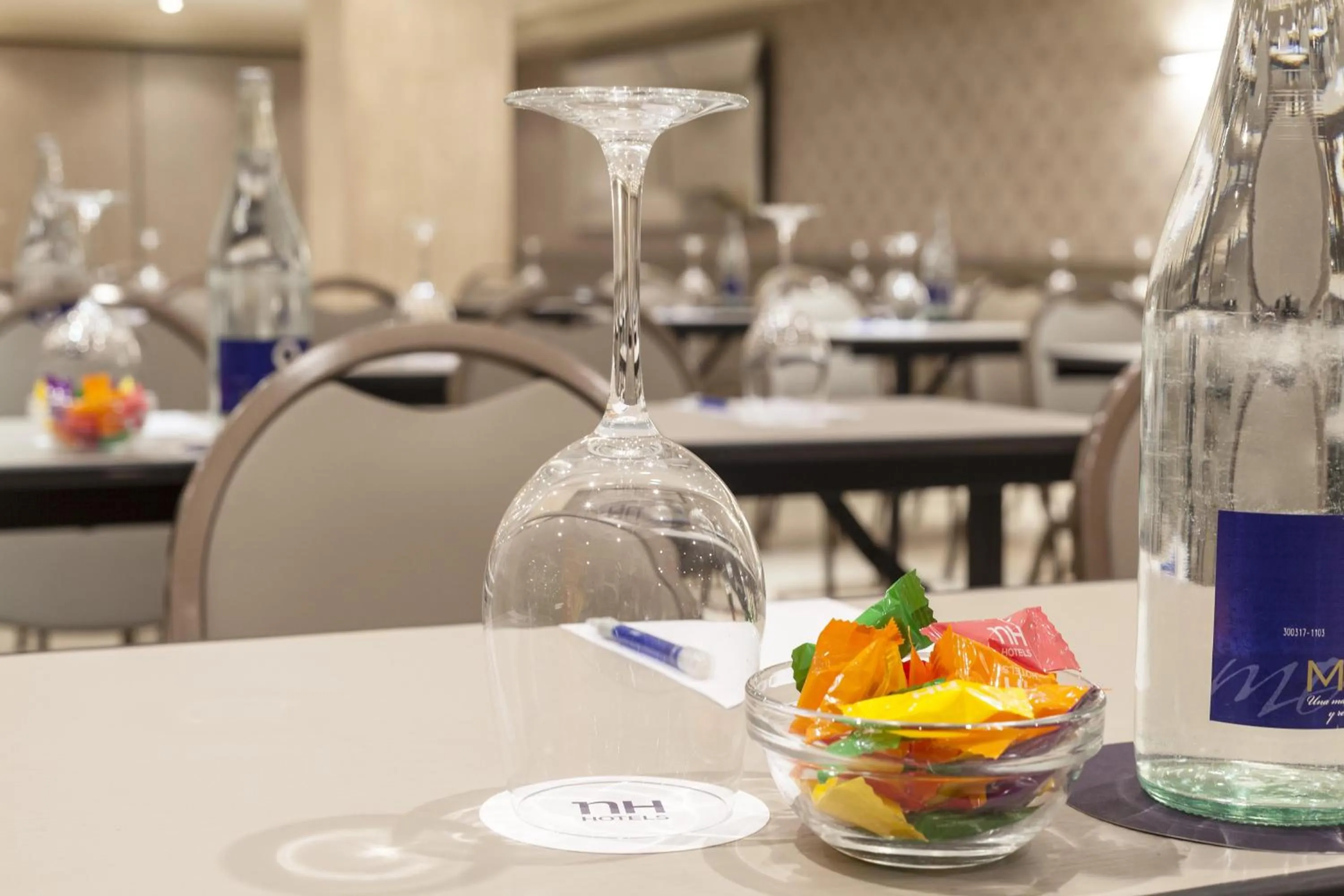 Restaurant/places to eat in NH Oviedo Principado