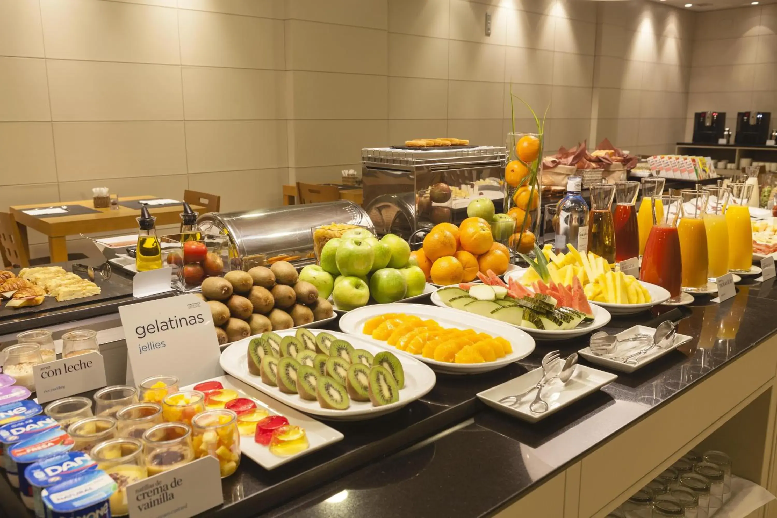 Restaurant/places to eat in NH Oviedo Principado Restaurant/places to eat in NH Oviedo Principado