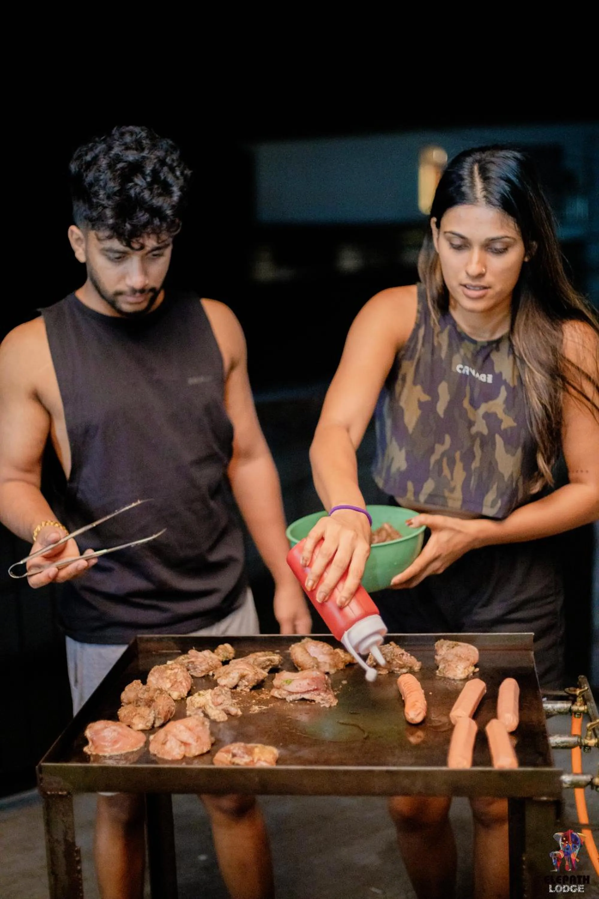 People in Elepath Lodge Pinnawala