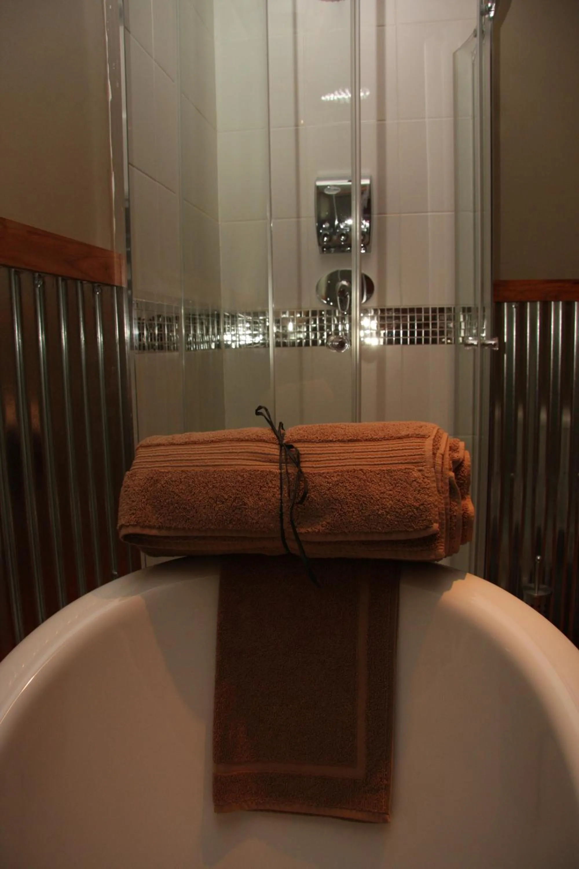 Bathroom in 5th Seasons Guesthouse