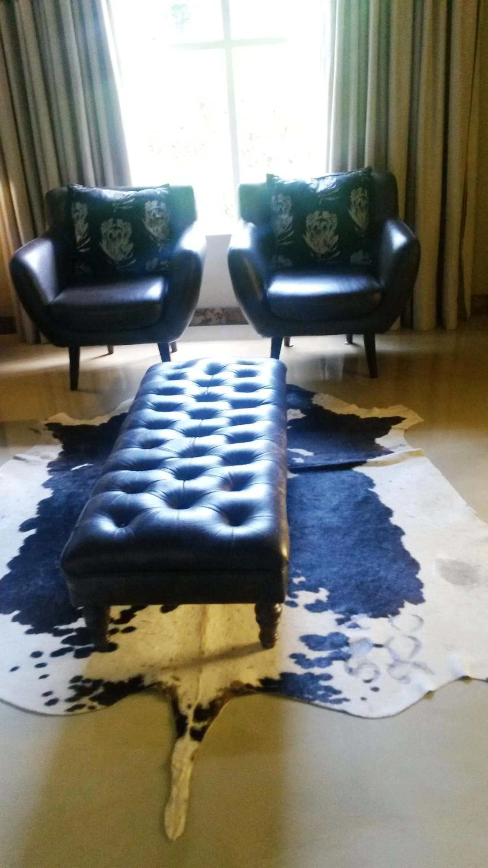 Seating area in 5th Seasons Guesthouse