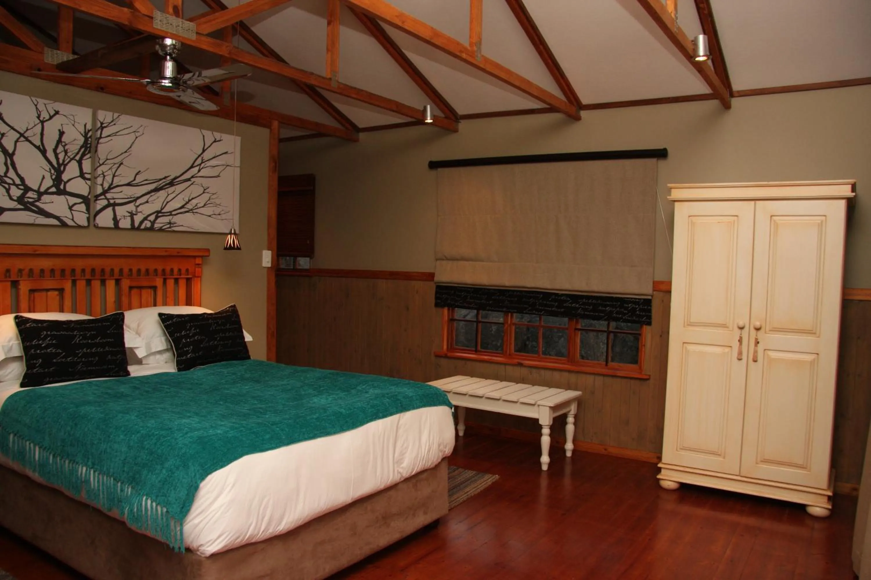 Bedroom, Bed in 5th Seasons Guesthouse