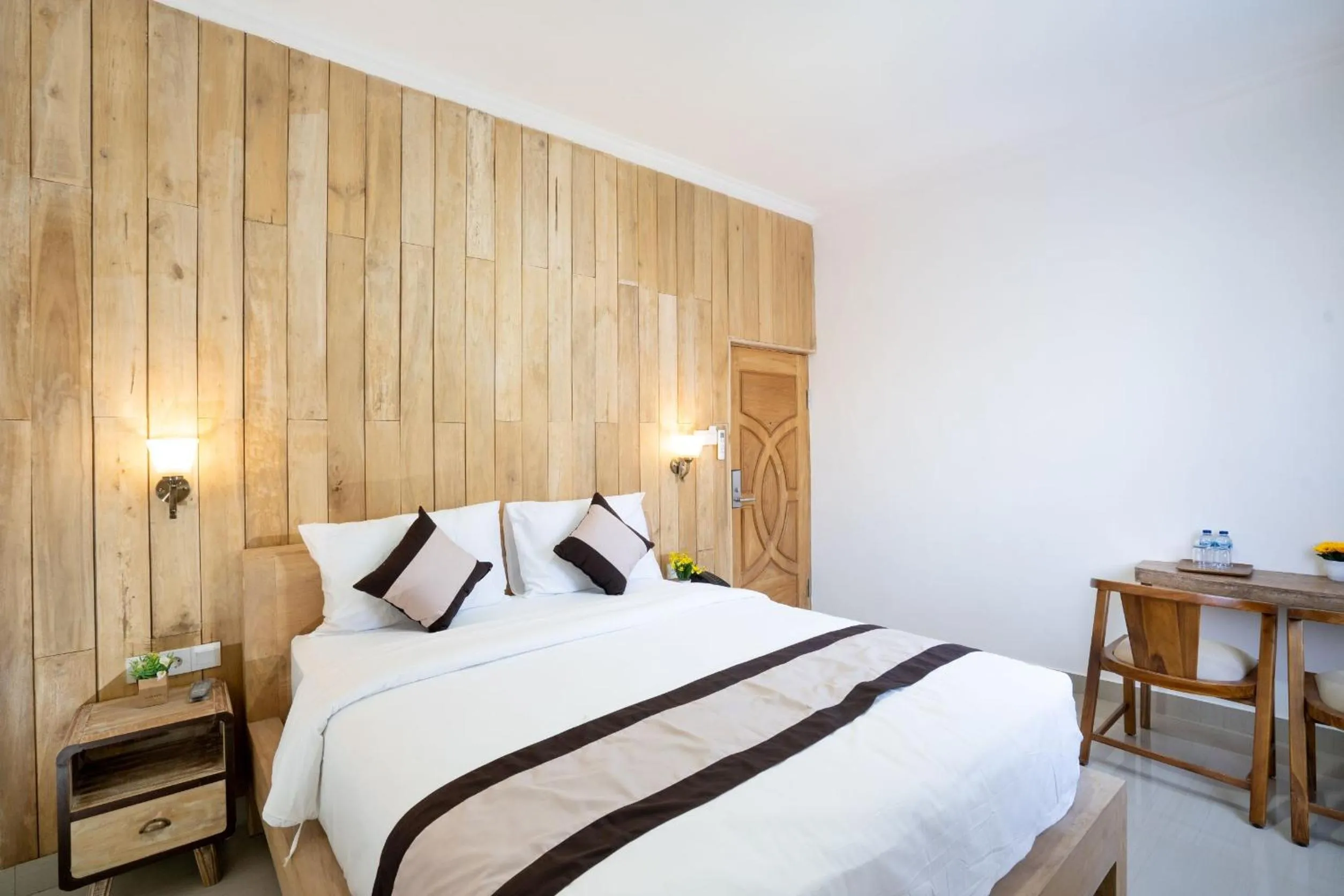 Bedroom, Bed in Oki Taru Residence