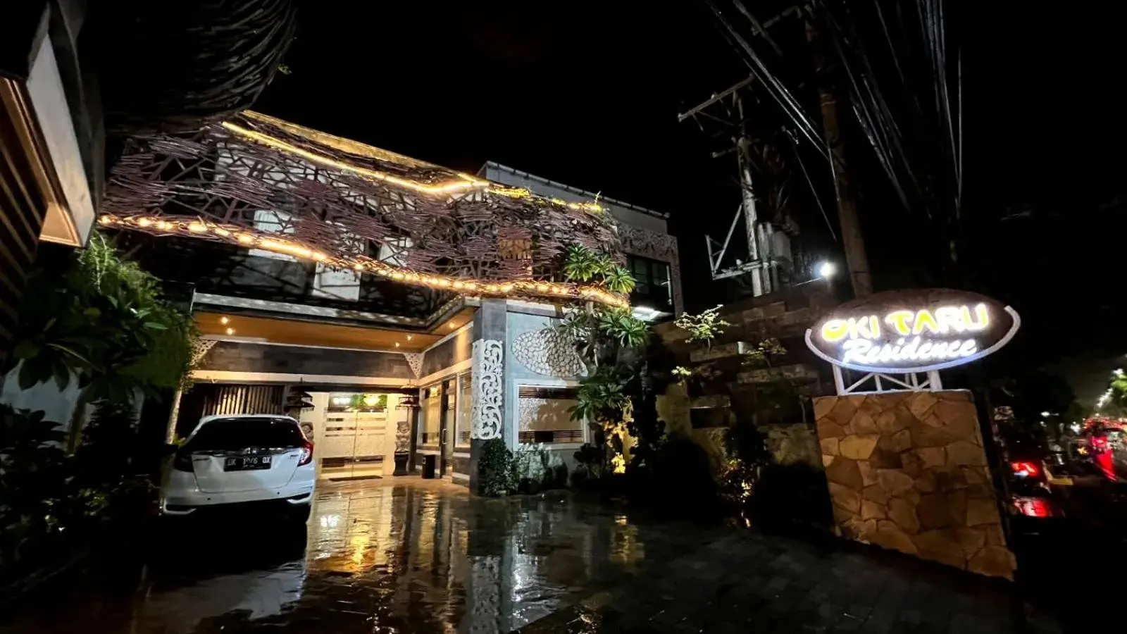 Property building in Oki Taru Residence Property building in Oki Taru Residence