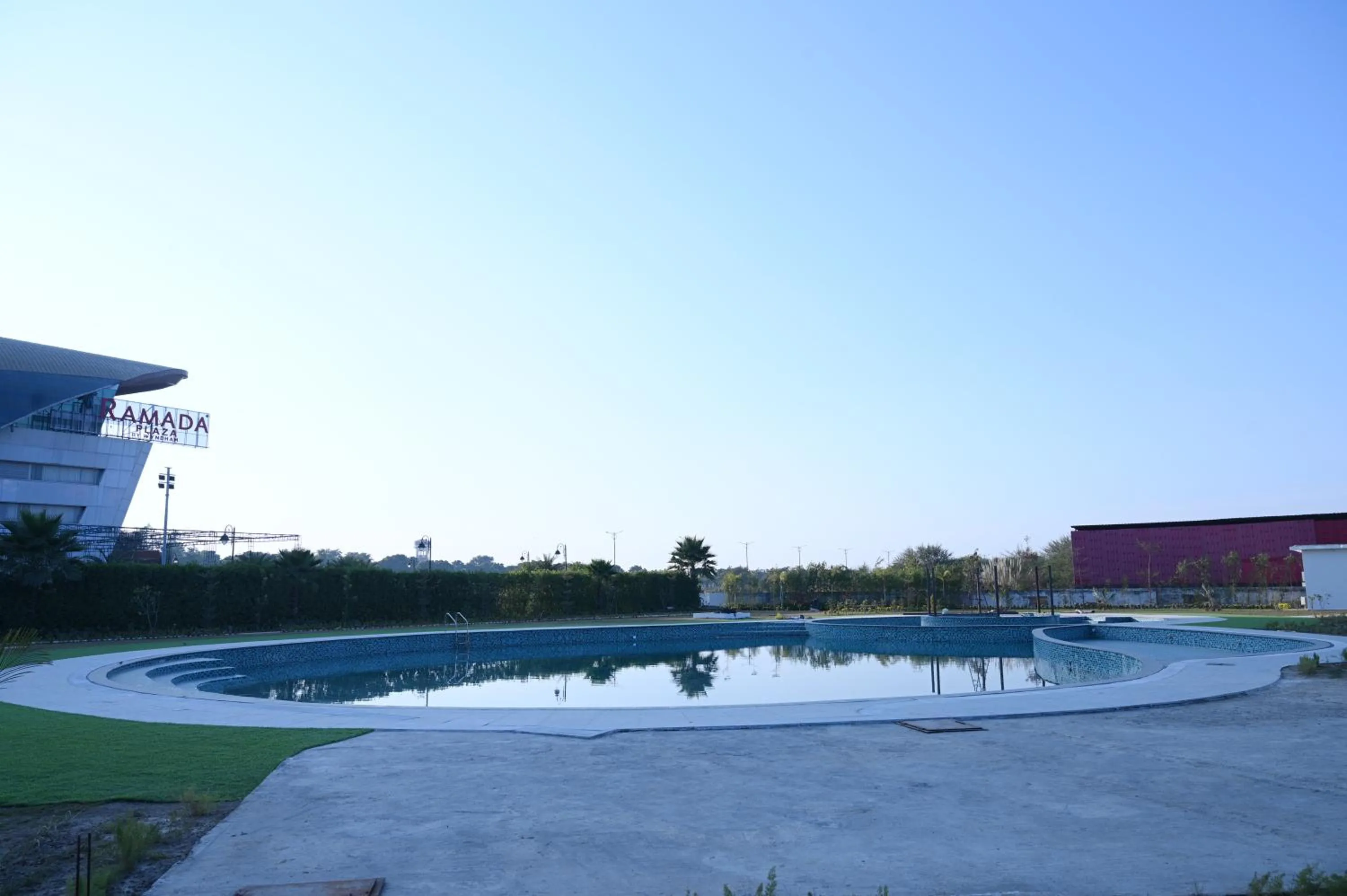 Swimming pool in Ramada Plaza by Wyndham Jammu Vijaypur