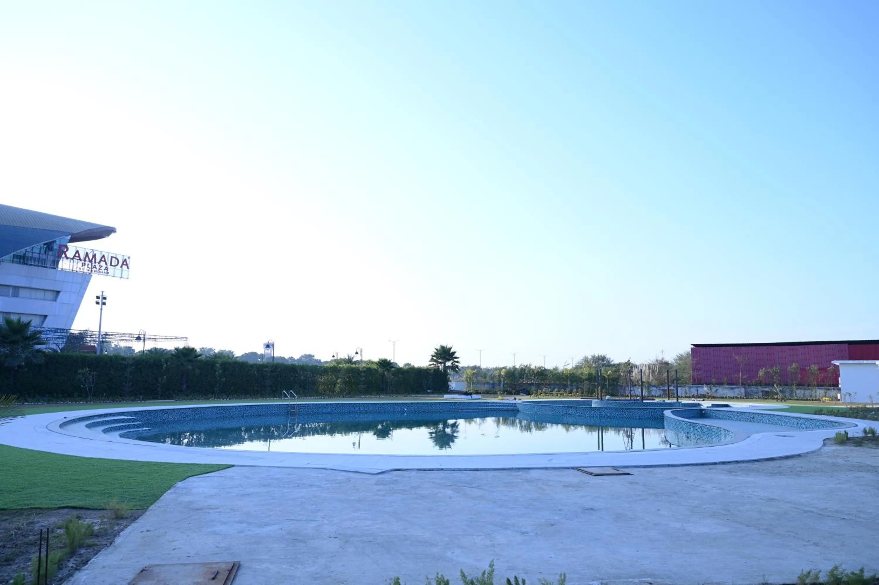 Swimming pool in Ramada Plaza by Wyndham Jammu Vijaypur