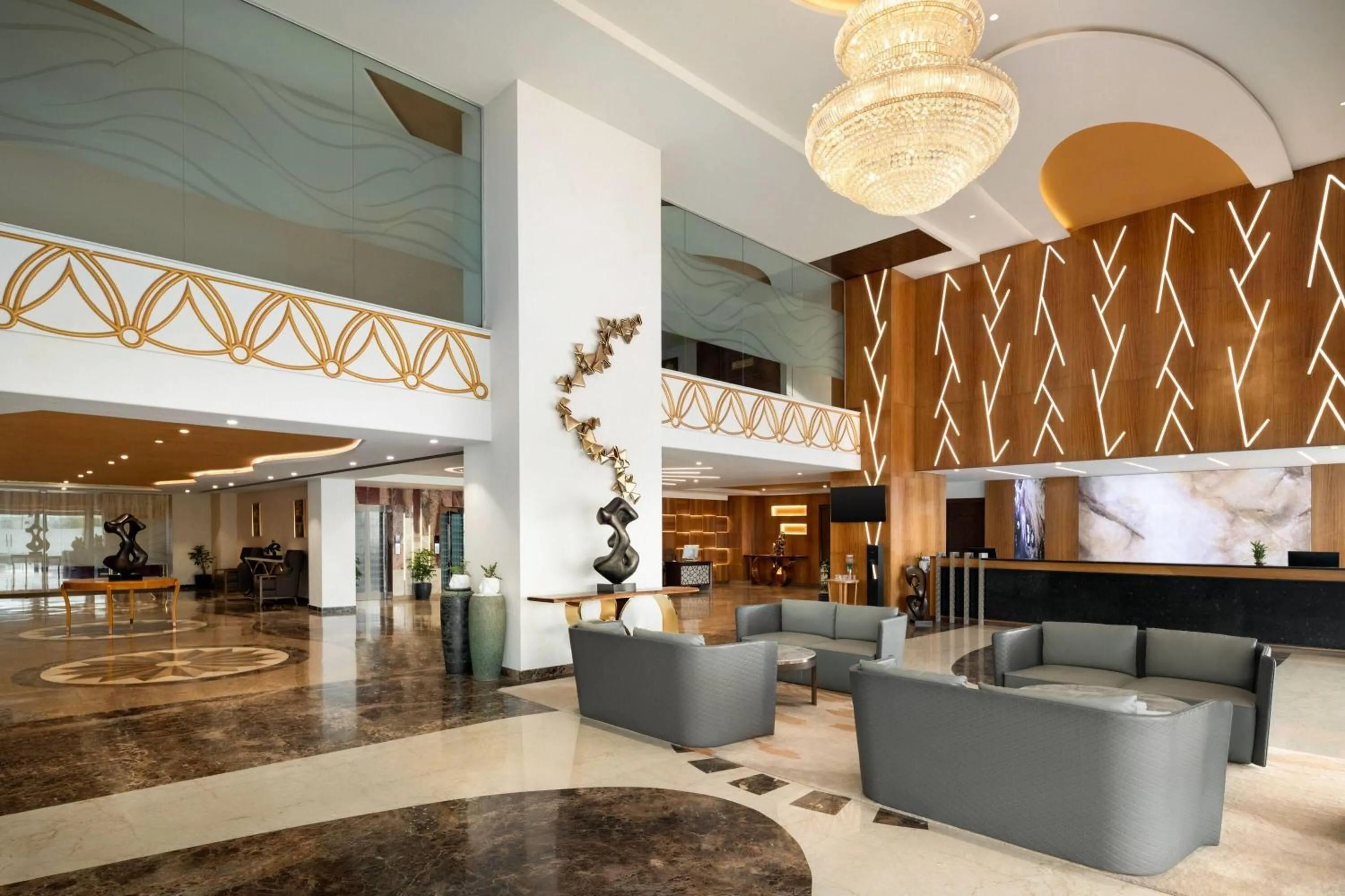 Lobby or reception in Ramada Plaza by Wyndham Jammu Vijaypur