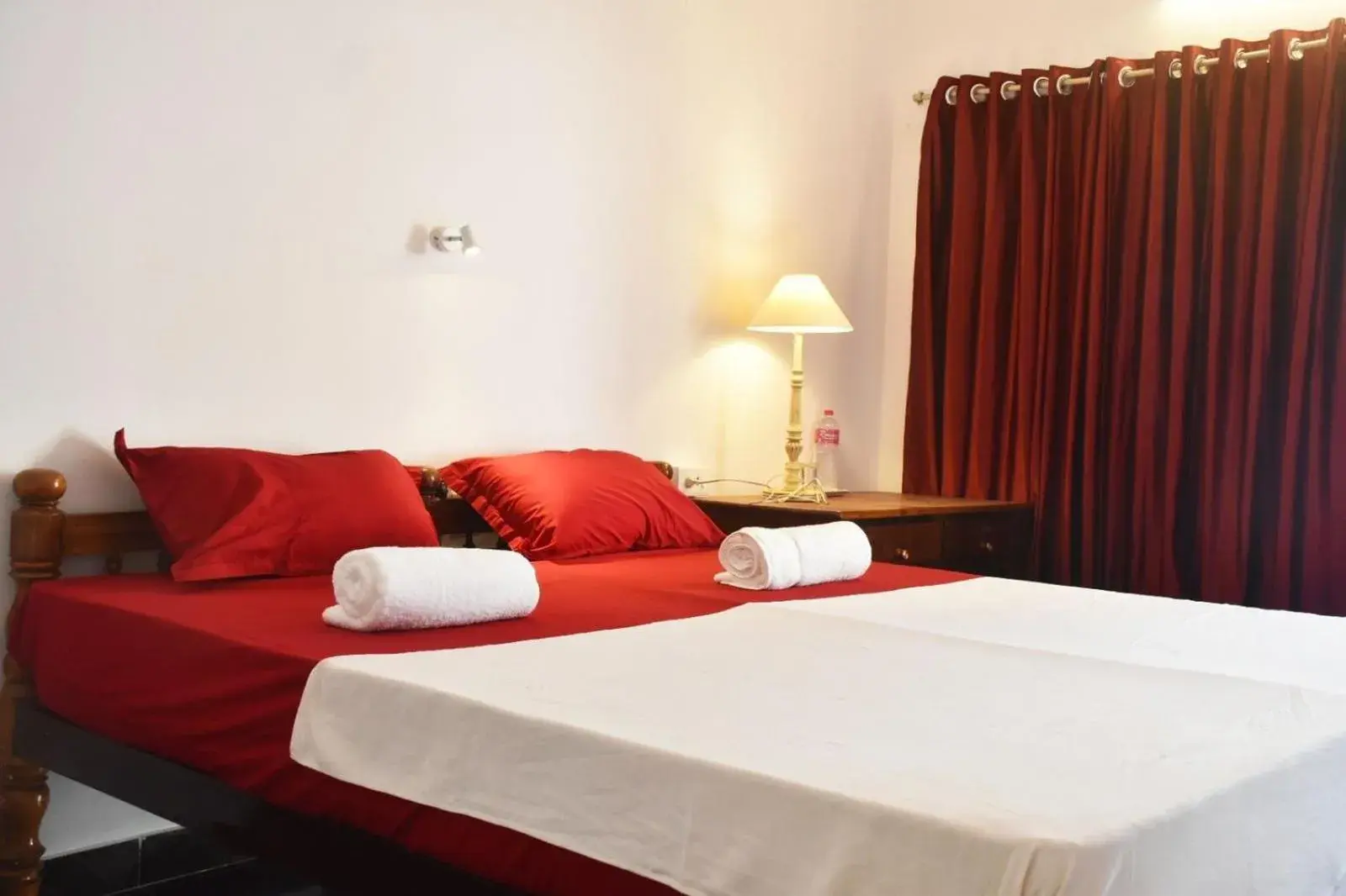 Standard Double Room with Fan in Sky Palace Beach Hotel Standard Double Room with Fan in Sky Palace Beach Hotel