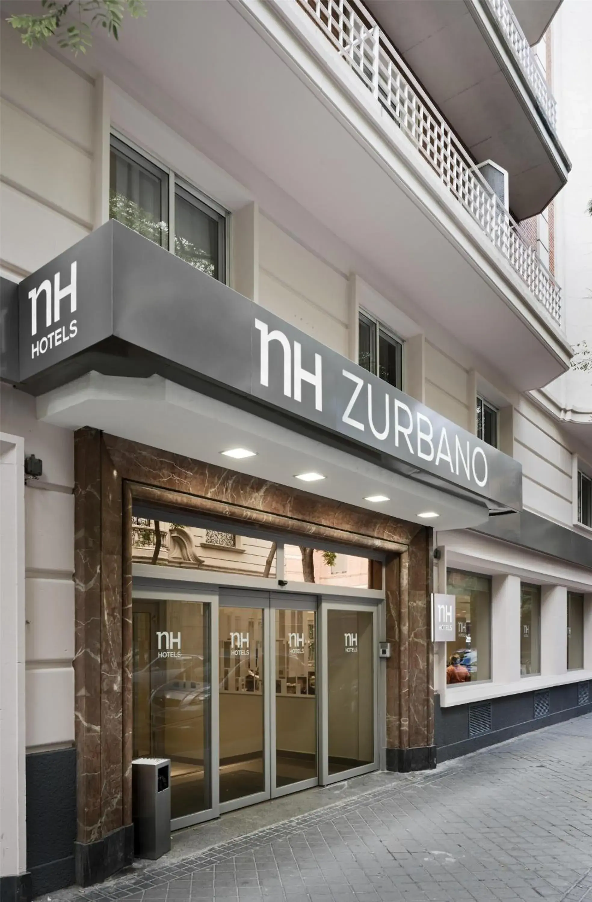 Property building in NH Madrid Zurbano Property building in NH Madrid Zurbano
