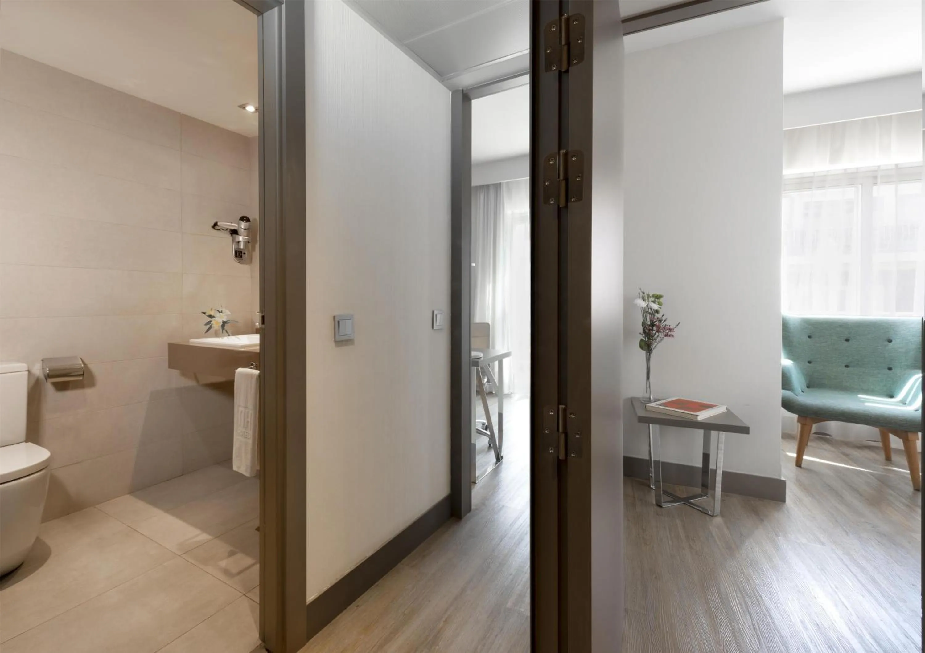 Bedroom in NH Madrid Zurbano