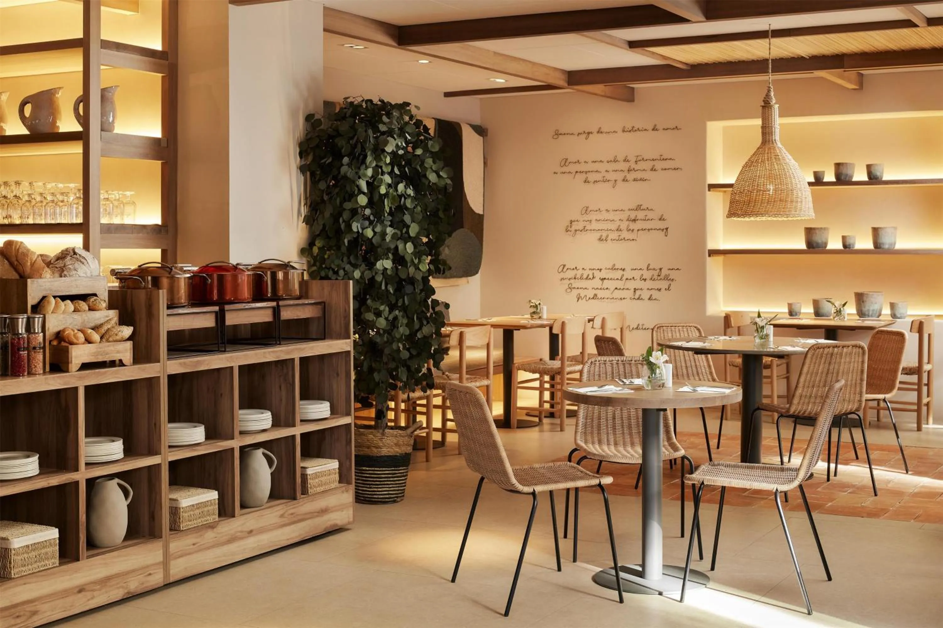 Restaurant/places to eat in NH Madrid Zurbano