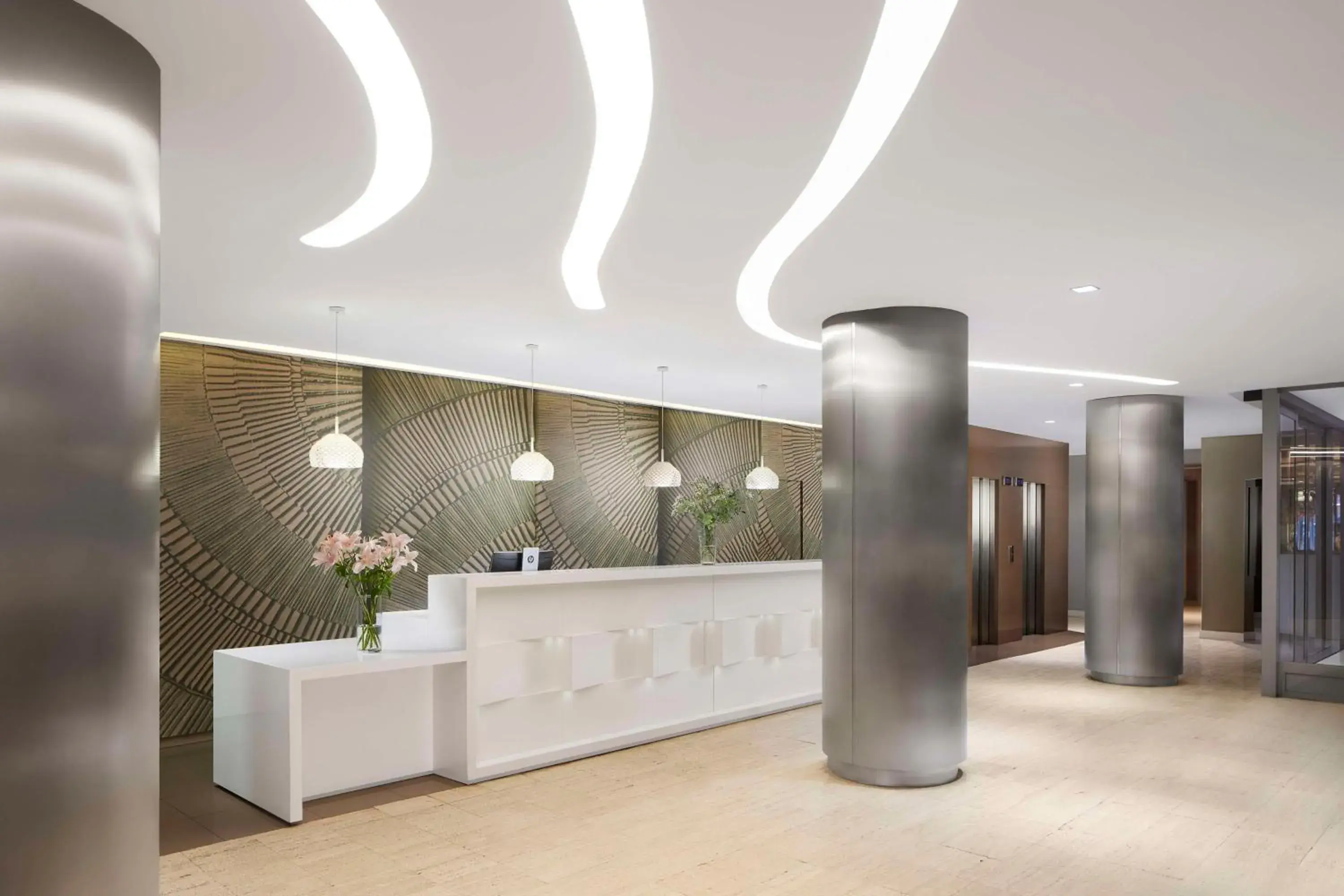 Lobby or reception in NH Madrid Zurbano Lobby or reception in NH Madrid Zurbano