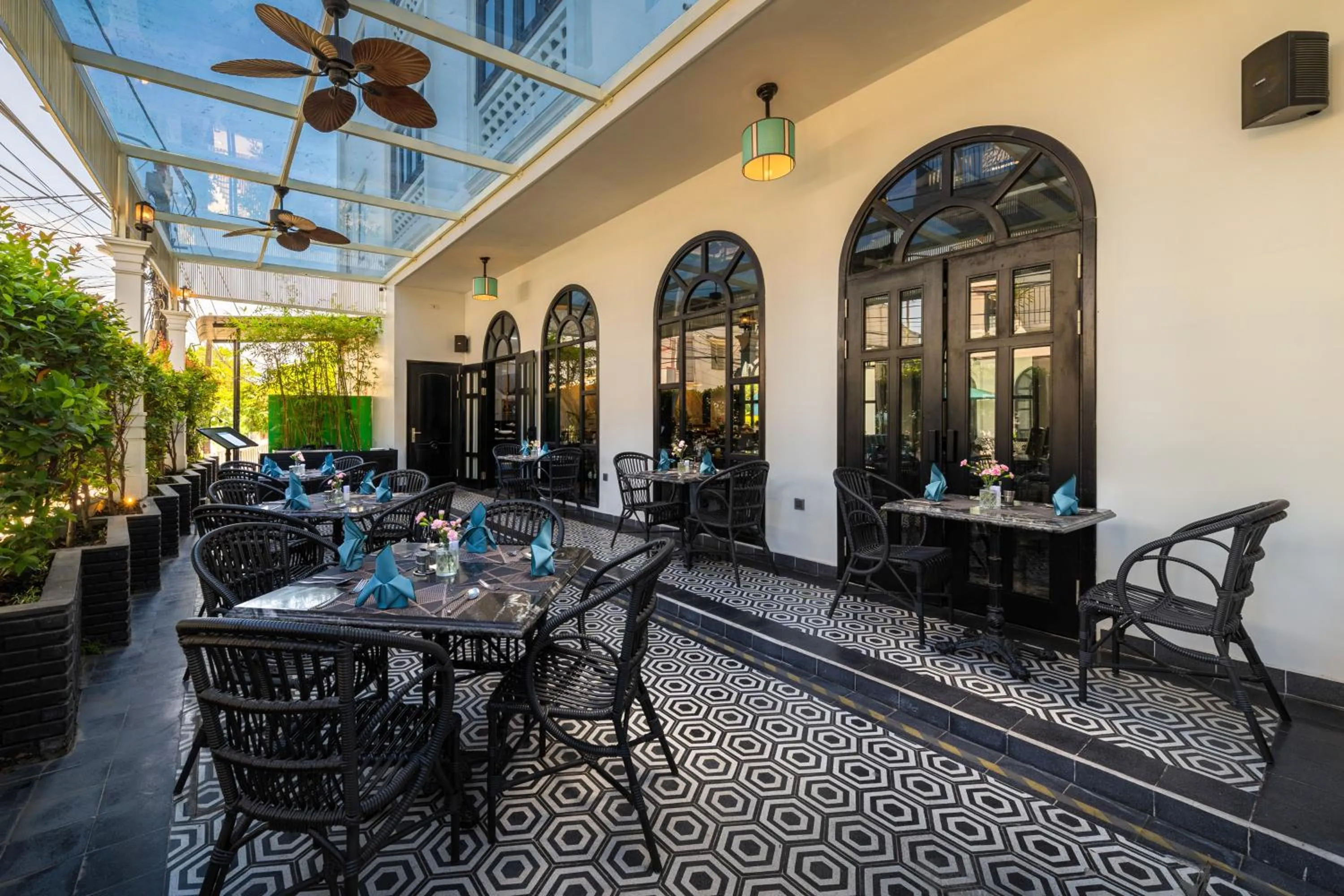 Restaurant/places to eat in Hoi An Delicacy Hotel & Spa