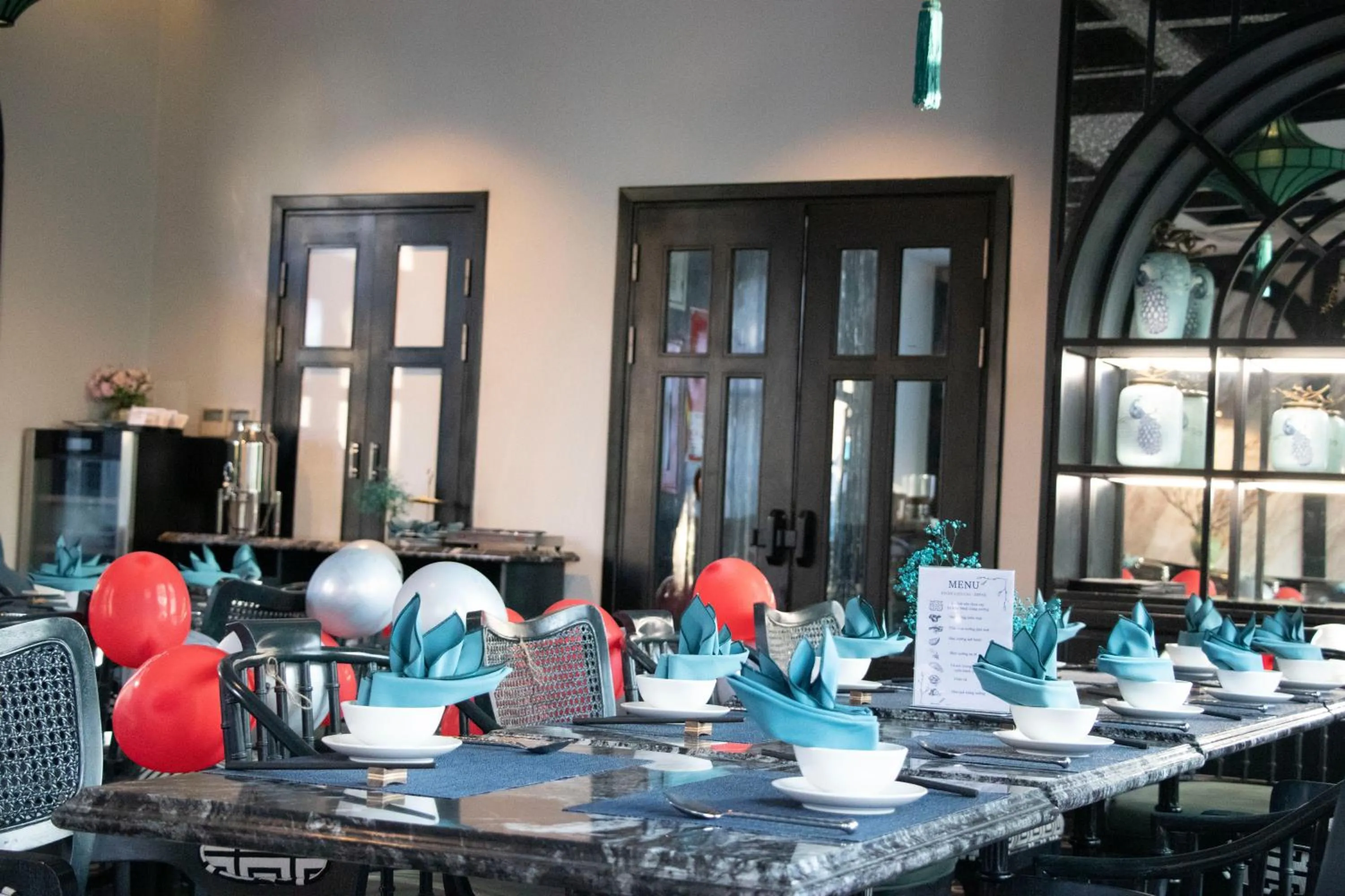 Restaurant/places to eat in Hoi An Delicacy Hotel & Spa
