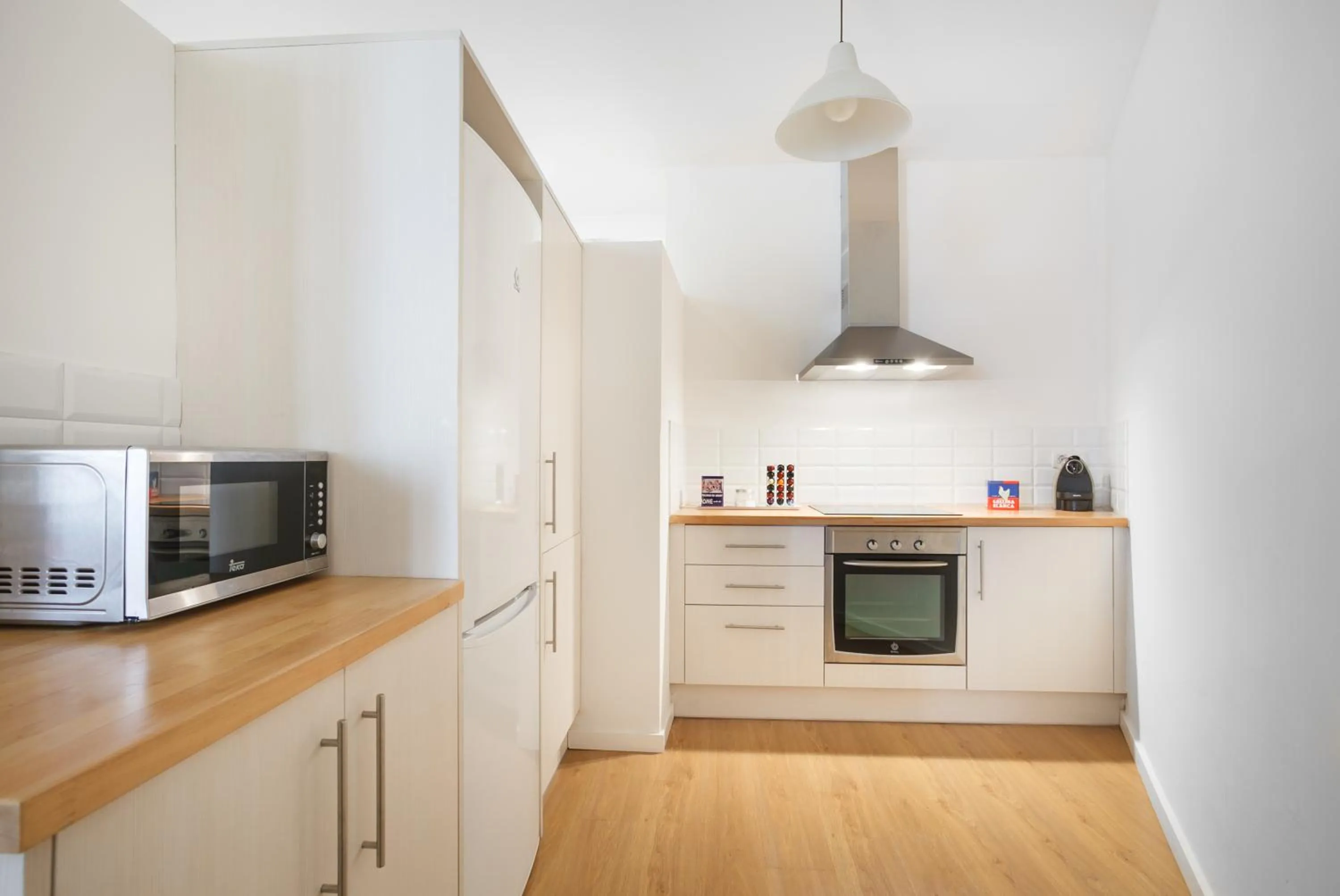 Kitchen or kitchenette in Barcelona Just Like Home