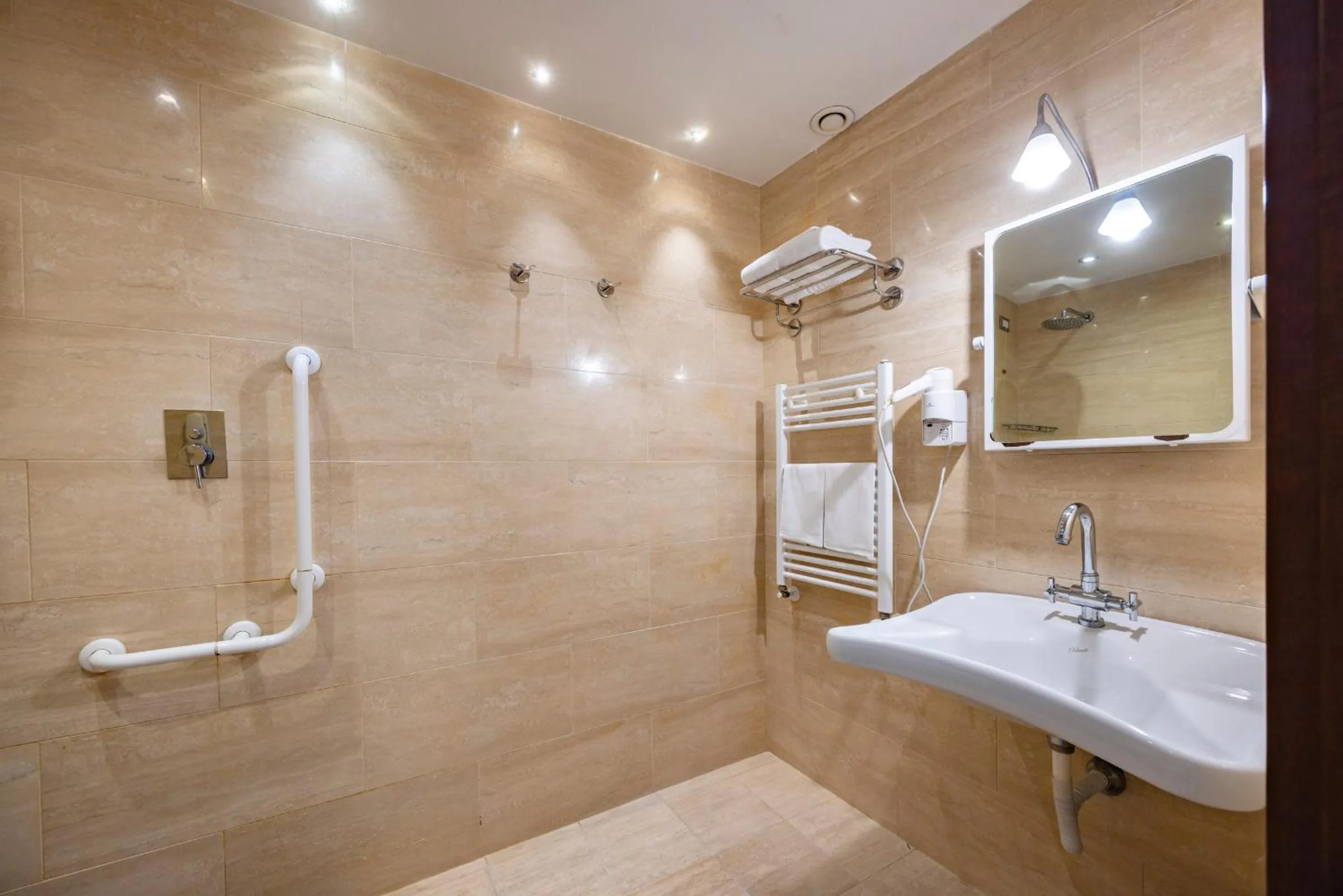 Bathroom in Il Gentiluomo Hotel & SPA