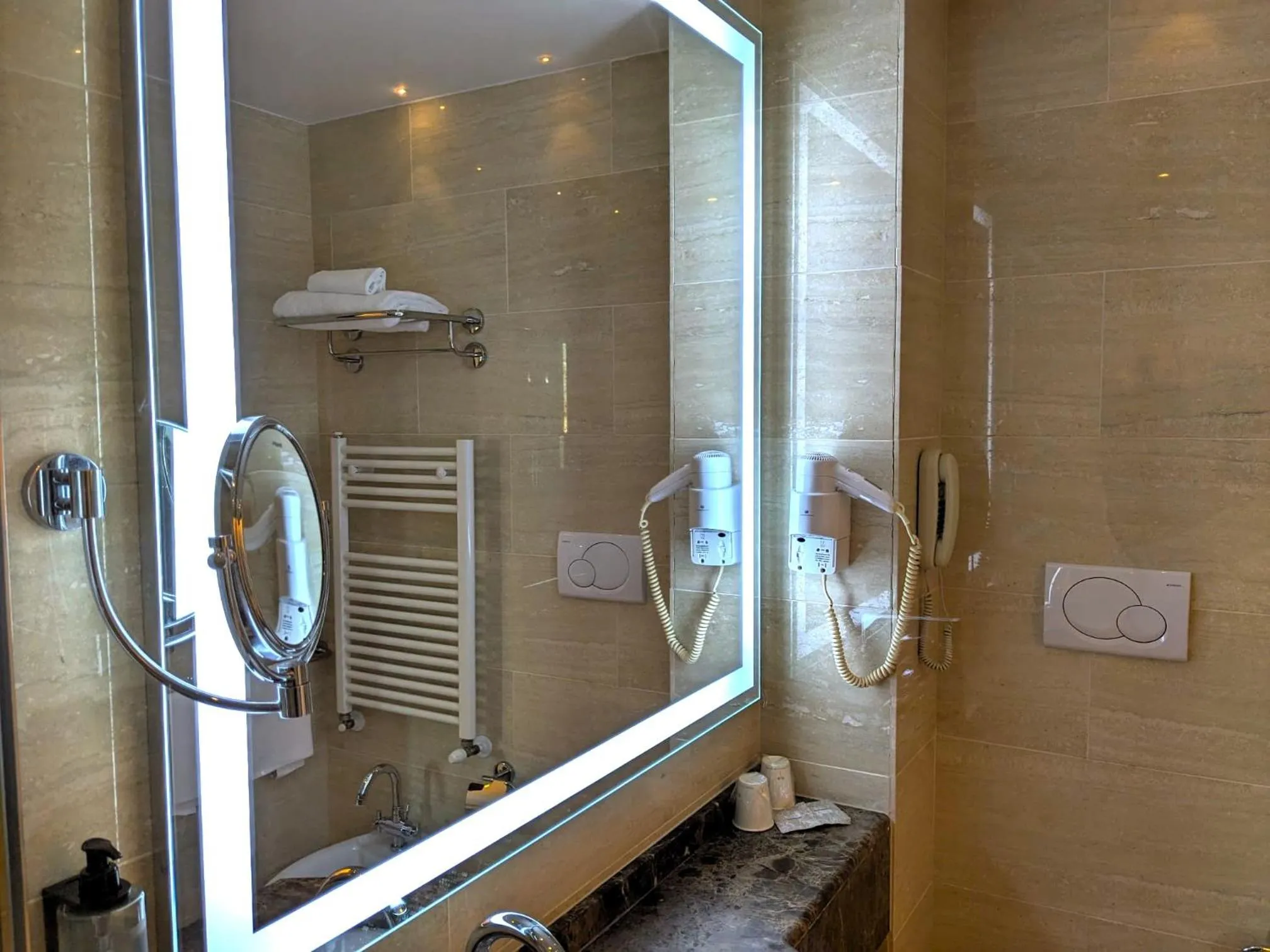 Shower in Il Gentiluomo Hotel & SPA