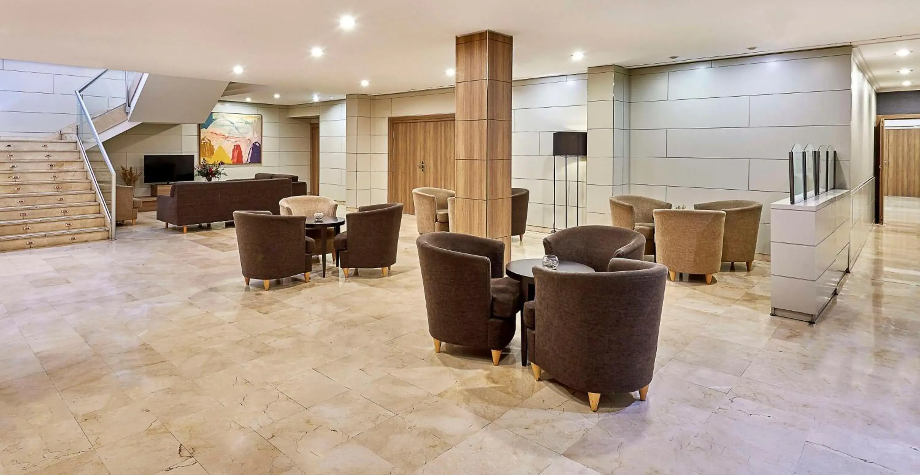 Lobby or reception in iStay by NH Zaragoza Sport Hotel Lobby or reception in iStay by NH Zaragoza Sport Hotel