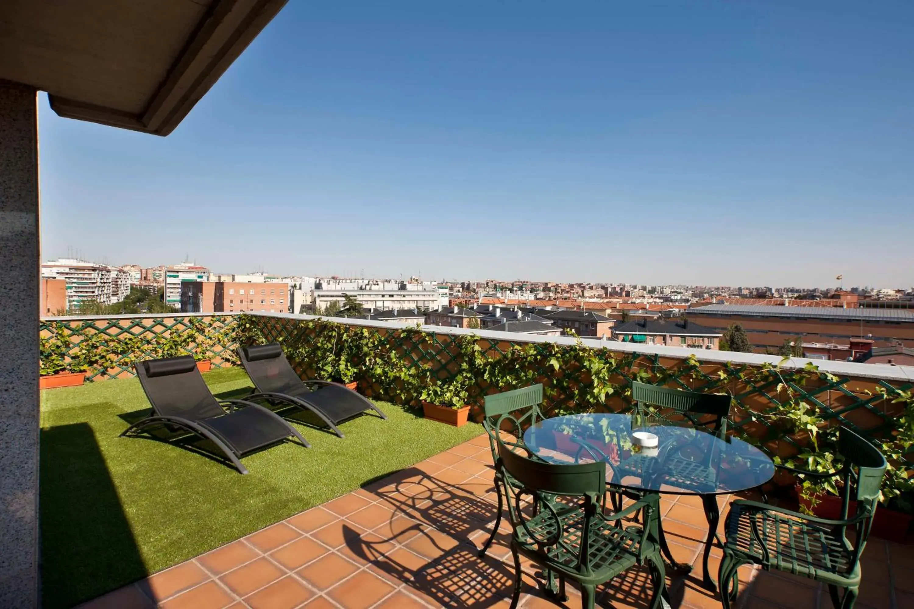 Property building in NH Madrid Ventas Property building in NH Madrid Ventas