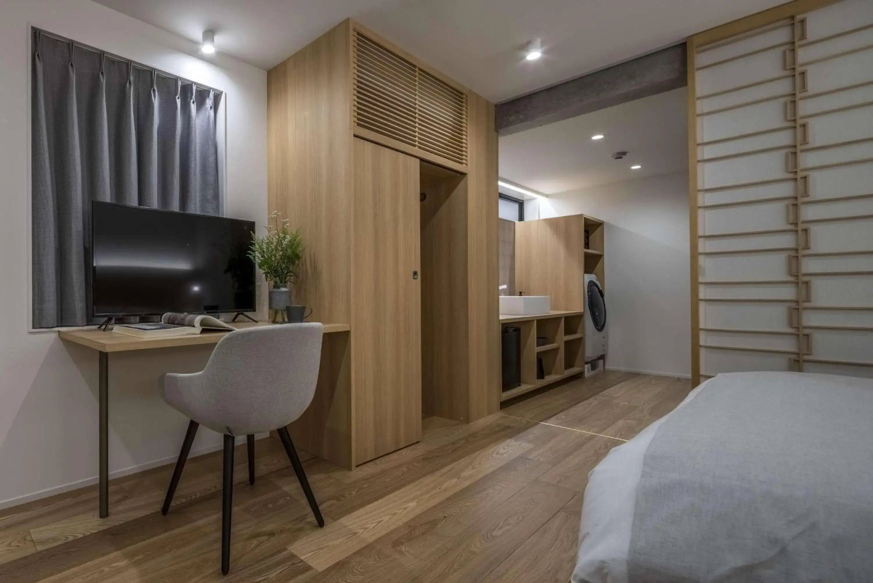 On site, Bed in Spatium Ginza Pony On site, Bed in Spatium Ginza Pony