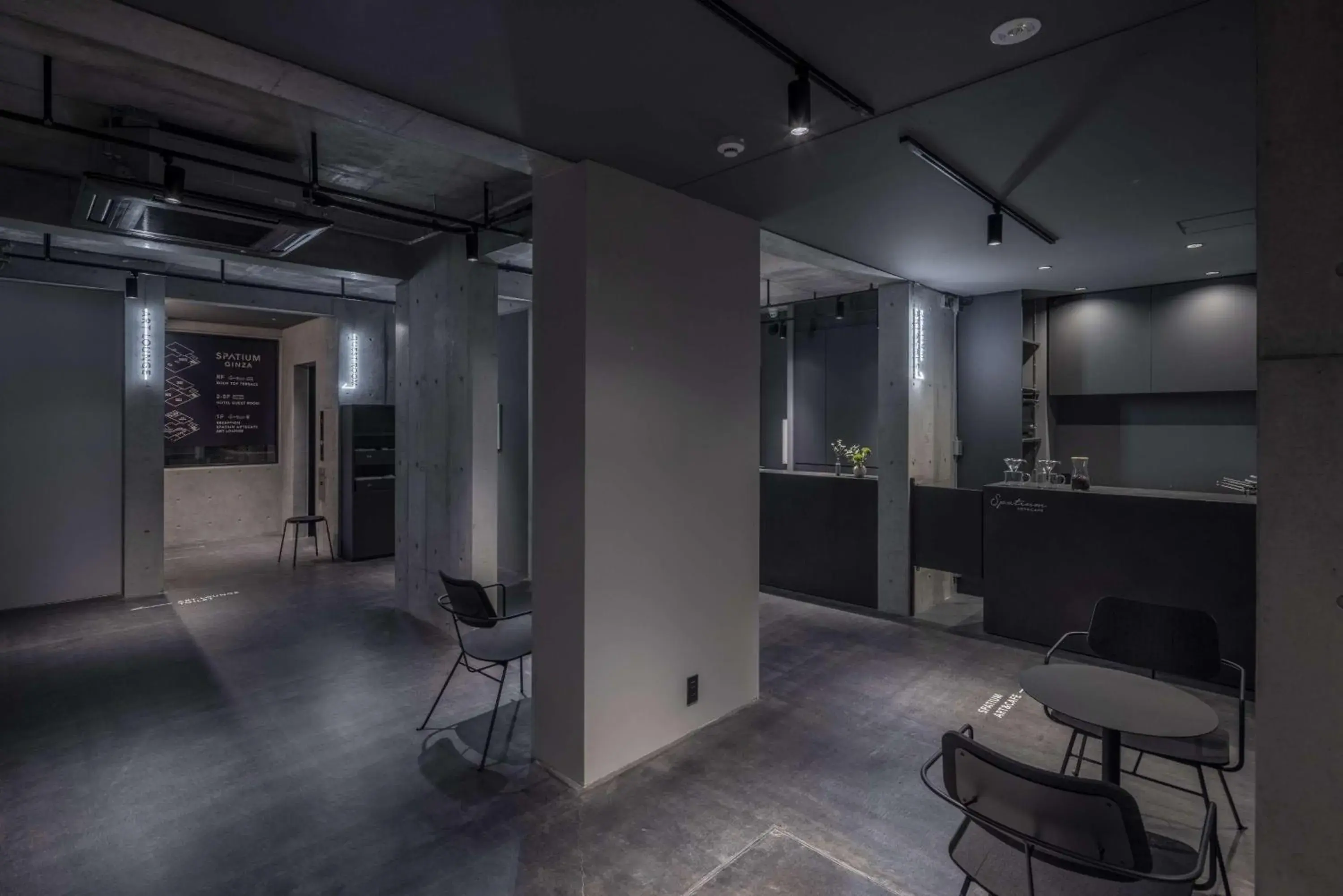 Lobby or reception in Spatium Ginza Pony Lobby or reception in Spatium Ginza Pony