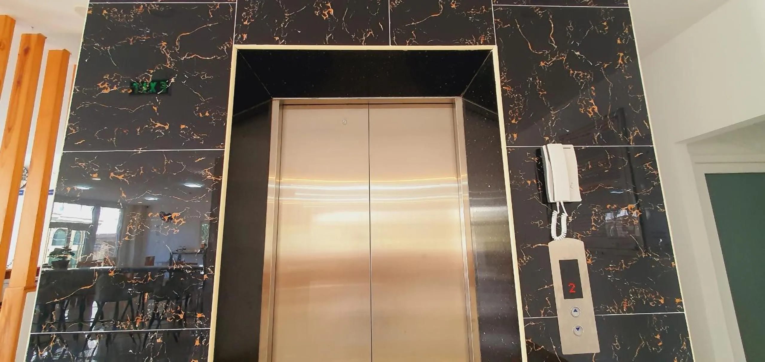 elevator in BB Hotel&Resort