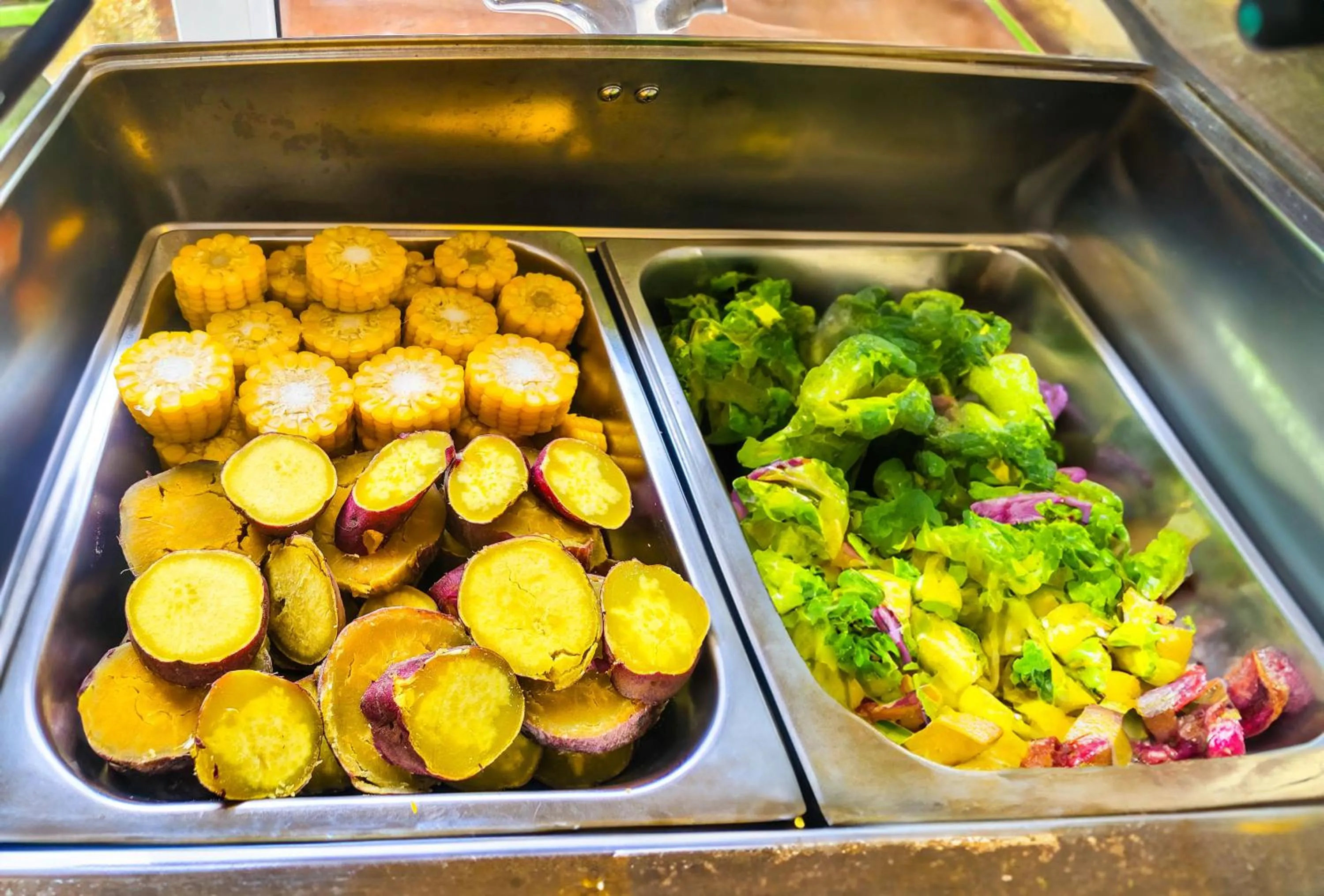 Restaurant/places to eat in BB Hotel&Resort