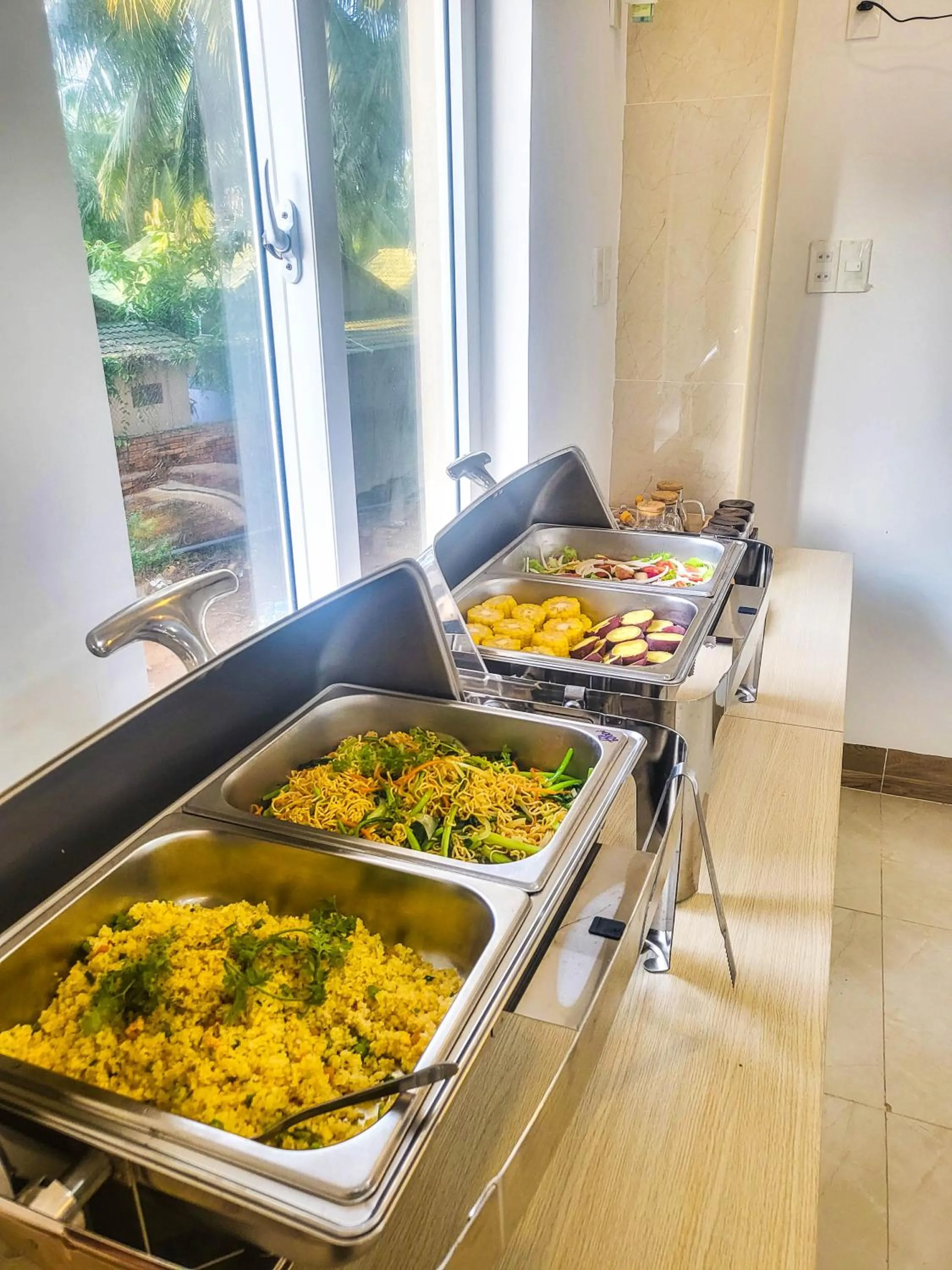 Restaurant/places to eat in BB Hotel&Resort