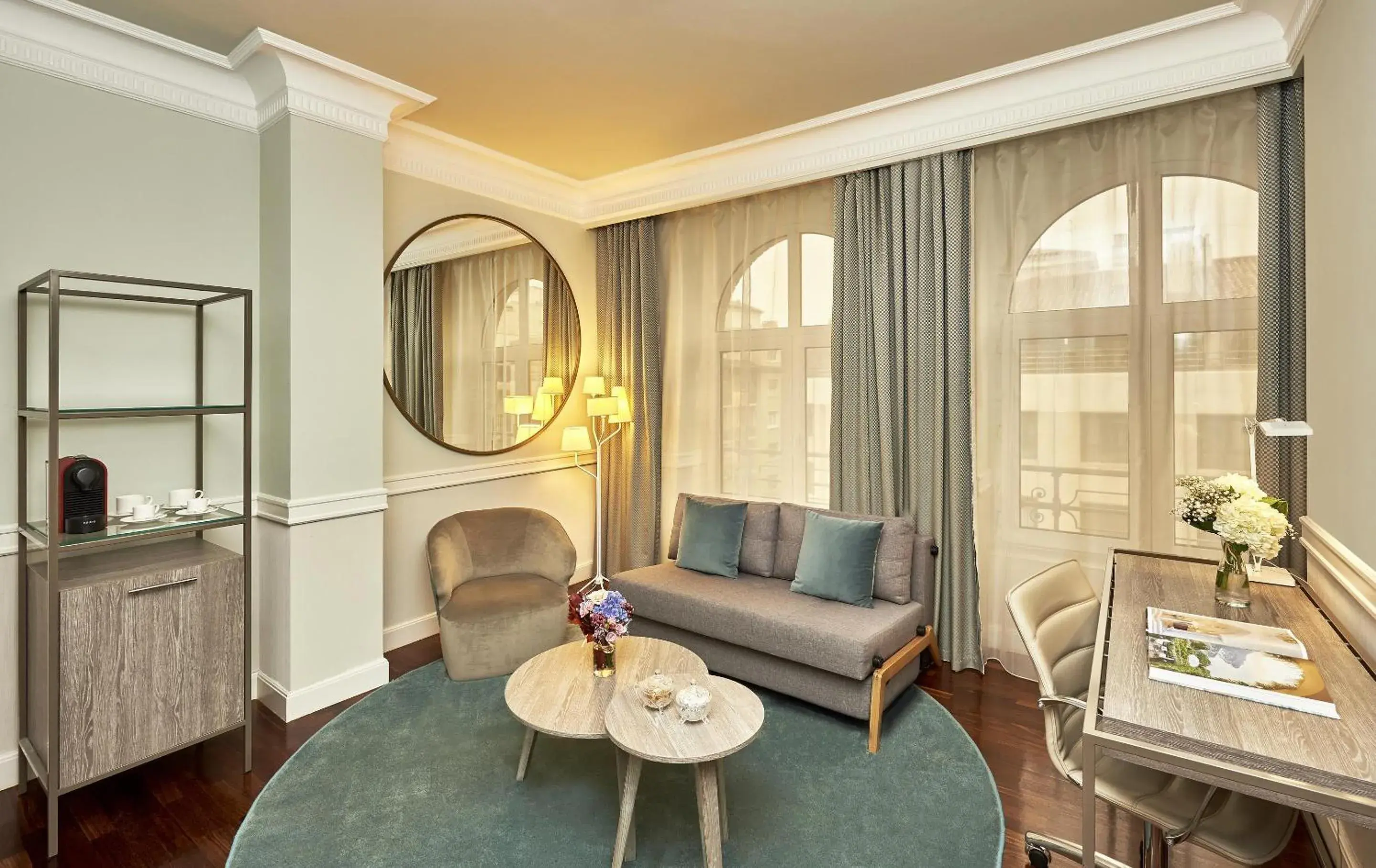 Photo of the whole room in NH Collection Gran Hotel de Zaragoza Photo of the whole room in NH Collection Gran Hotel de Zaragoza