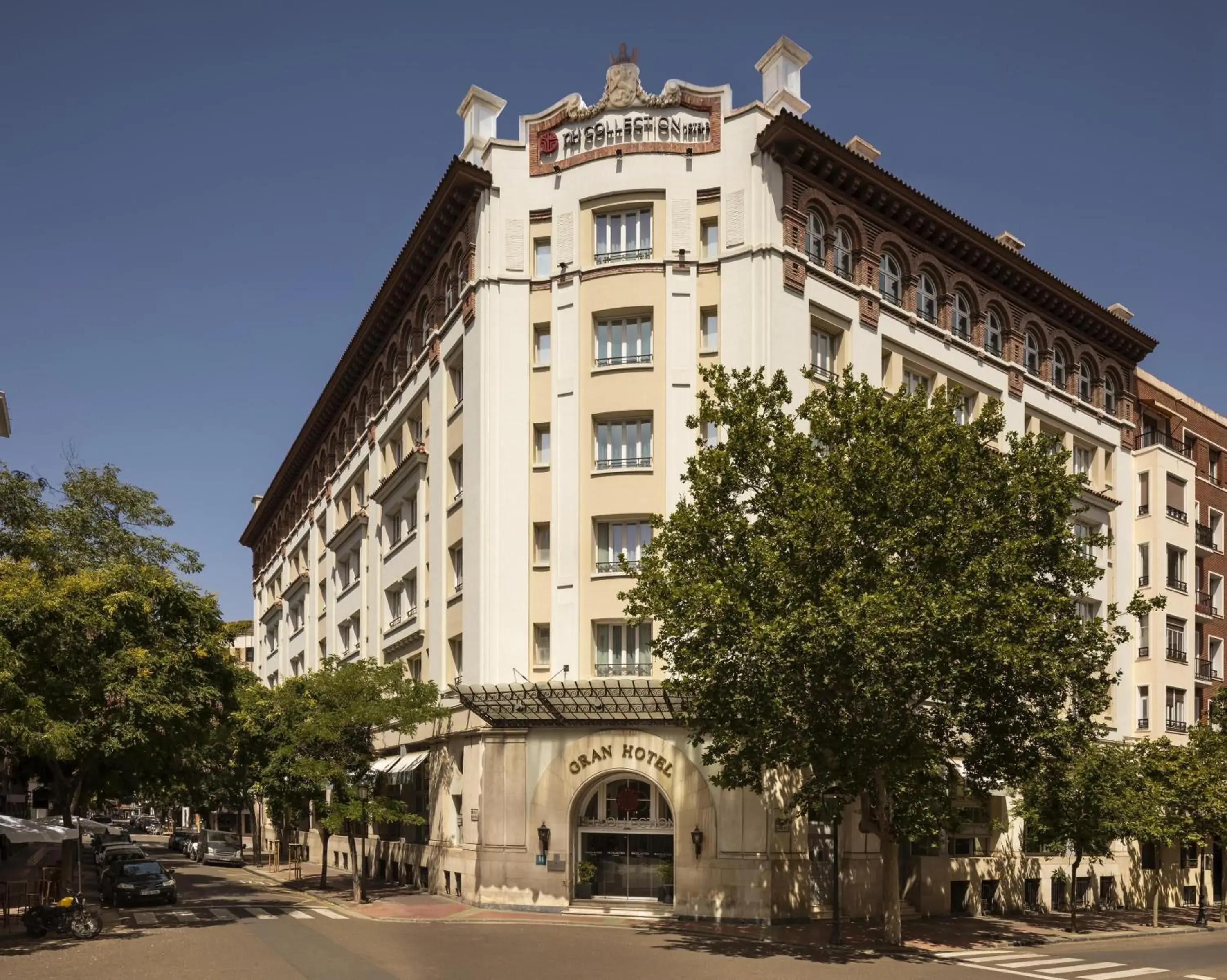 Property building in NH Collection Gran Hotel de Zaragoza Property building in NH Collection Gran Hotel de Zaragoza