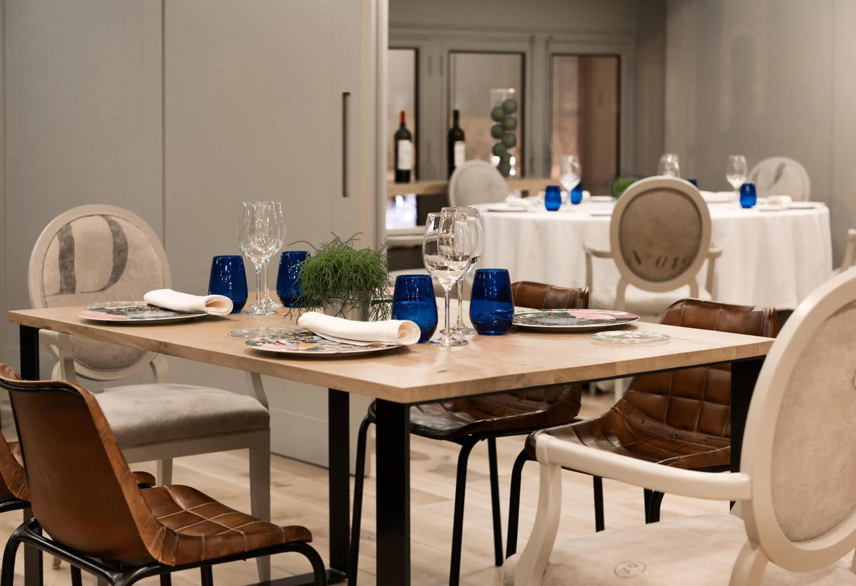 Restaurant/places to eat in NH Collection Gran Hotel de Zaragoza