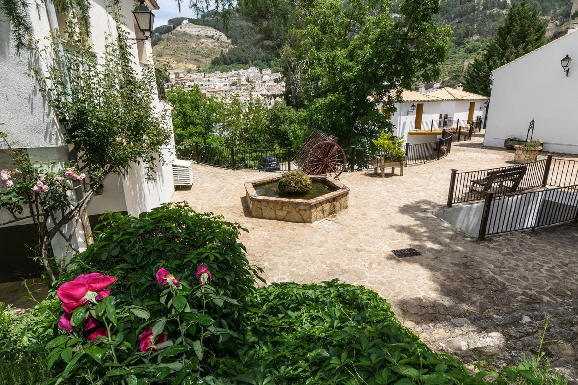 Garden view in Villa Turística de Cazorla