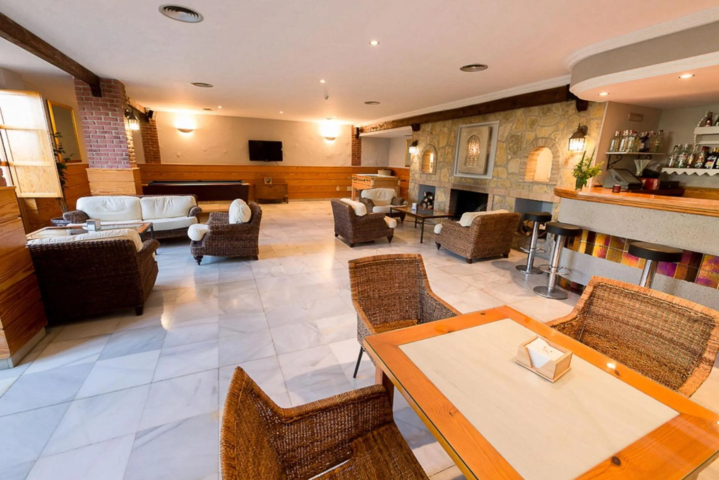 Lounge or bar in Villa Turística de Cazorla