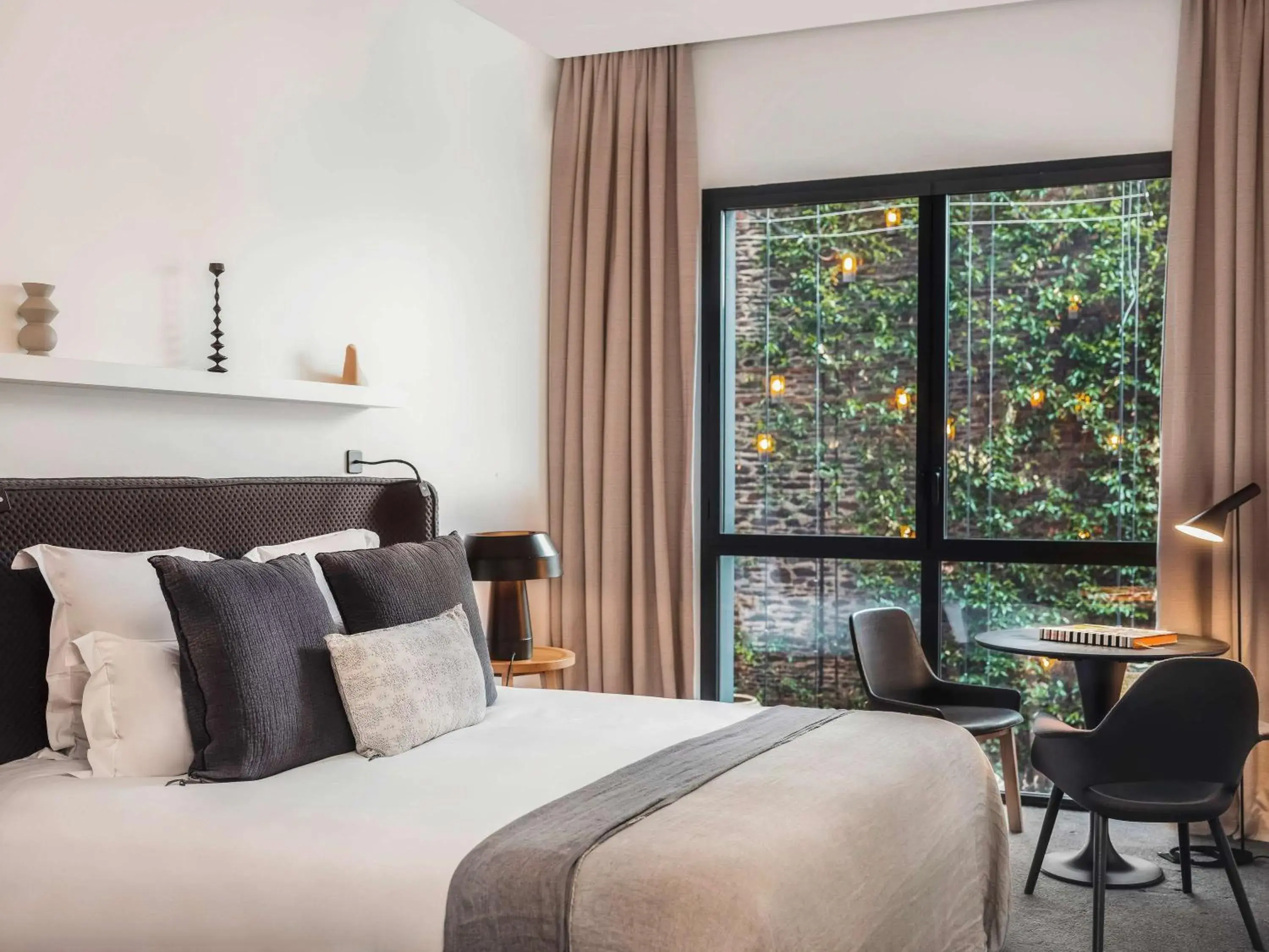 Bedroom, Bed in Balthazar Hotel & Spa Rennes - MGallery Collection Bedroom, Bed in Balthazar Hotel & Spa Rennes - MGallery Collection