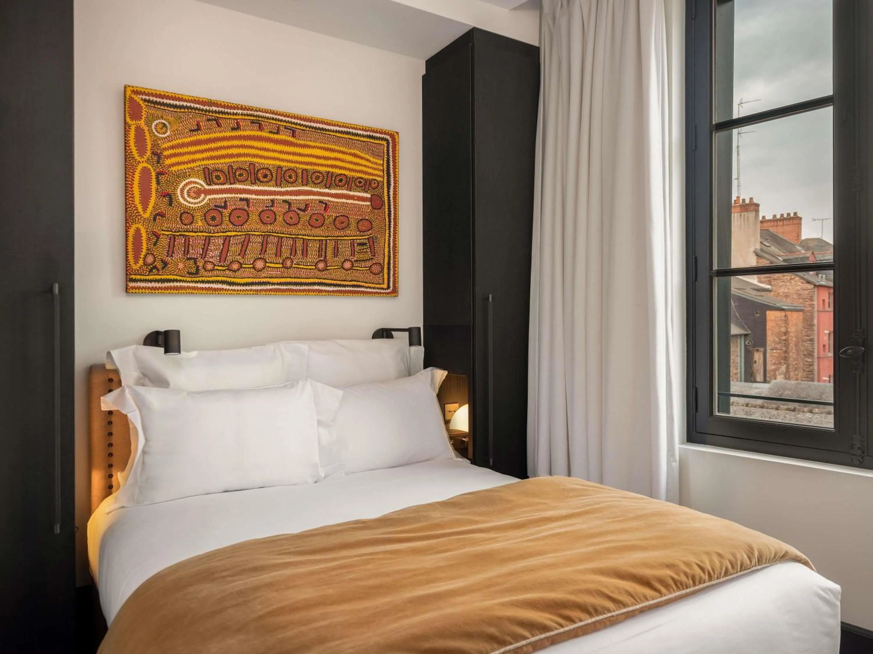 Bedroom, Bed in Balthazar Hotel & Spa Rennes - MGallery Collection