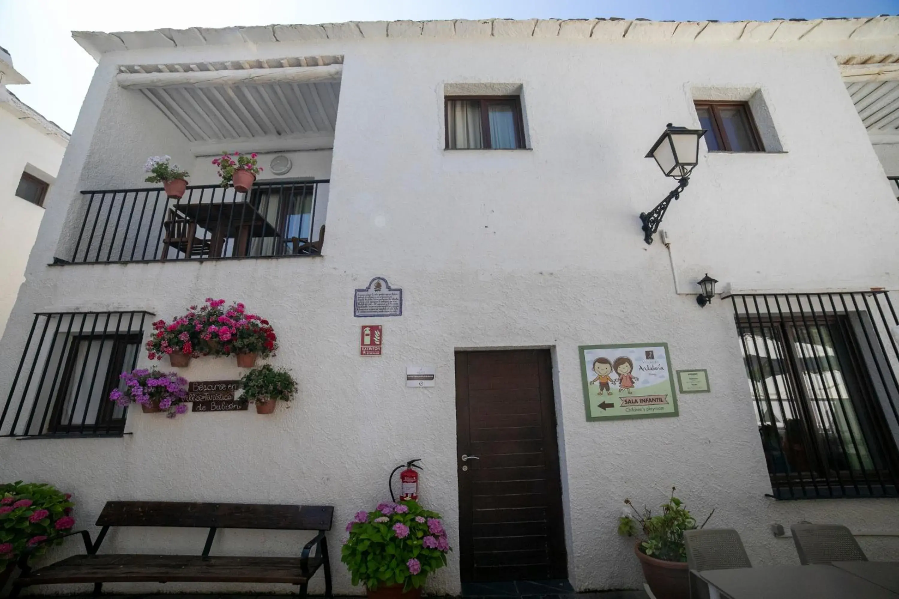 Property building in Villa Turistica de Bubion Property building in Villa Turistica de Bubion