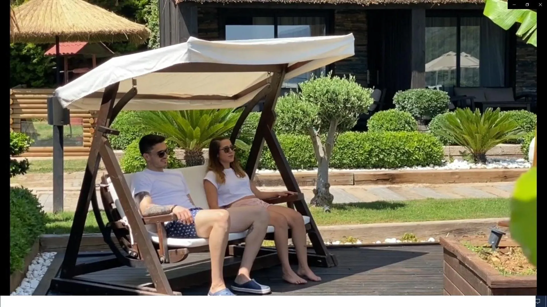 Garden in Manaspark Deluxe Hotel