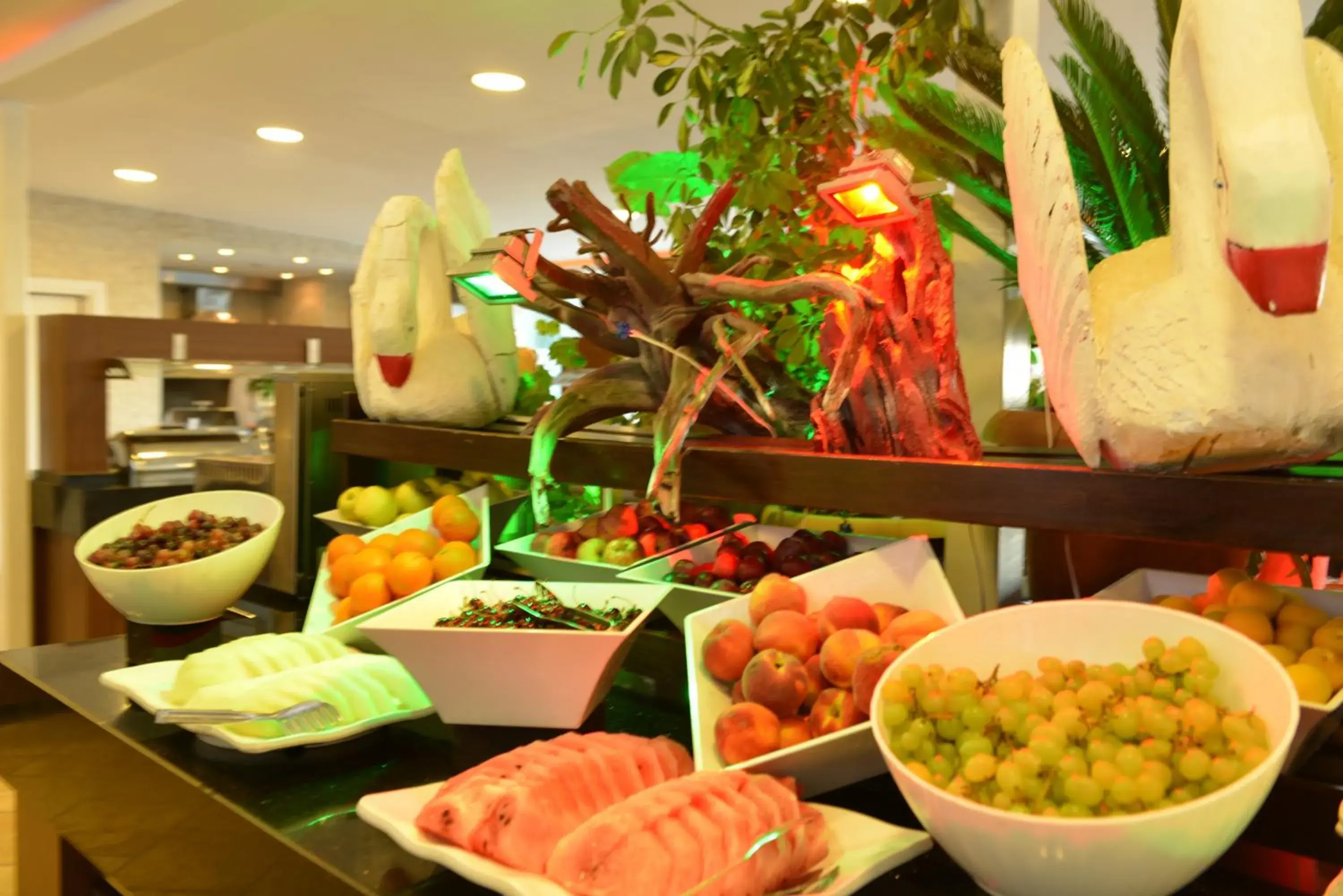 Restaurant/places to eat in Manaspark Deluxe Hotel Restaurant/places to eat in Manaspark Deluxe Hotel