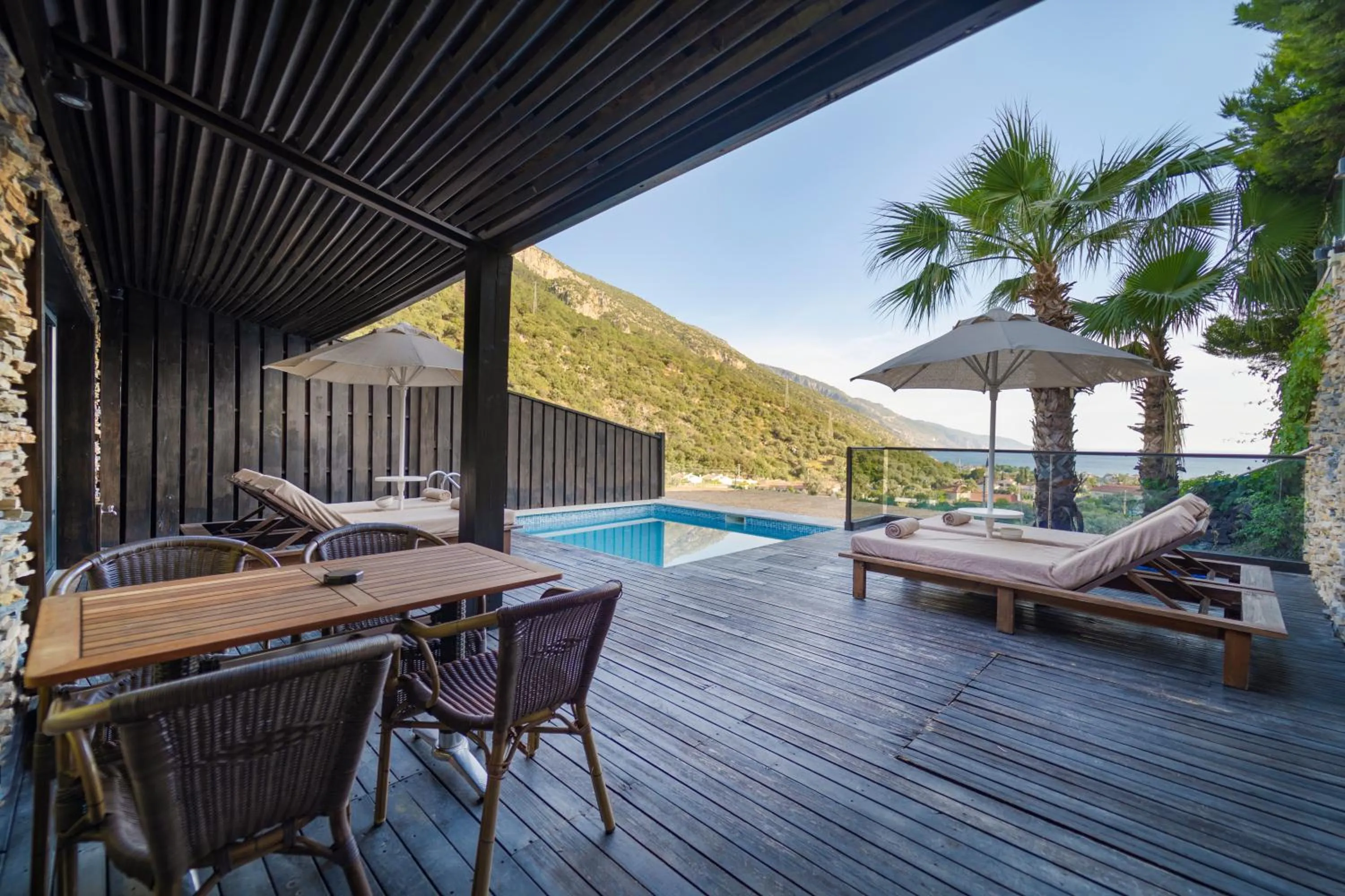 Seating area in Manaspark Deluxe Hotel