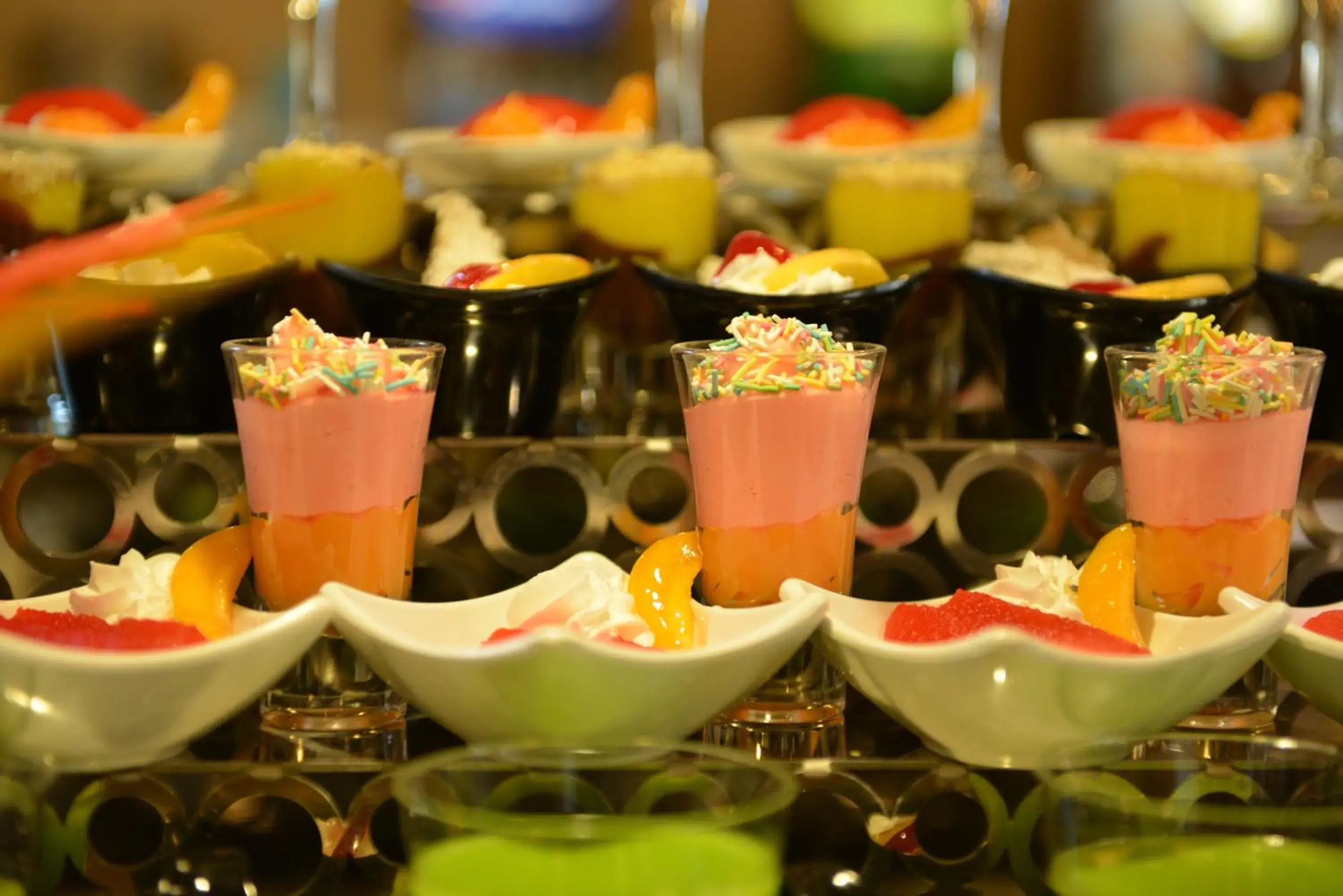 Restaurant/places to eat in Manaspark Deluxe Hotel Restaurant/places to eat in Manaspark Deluxe Hotel