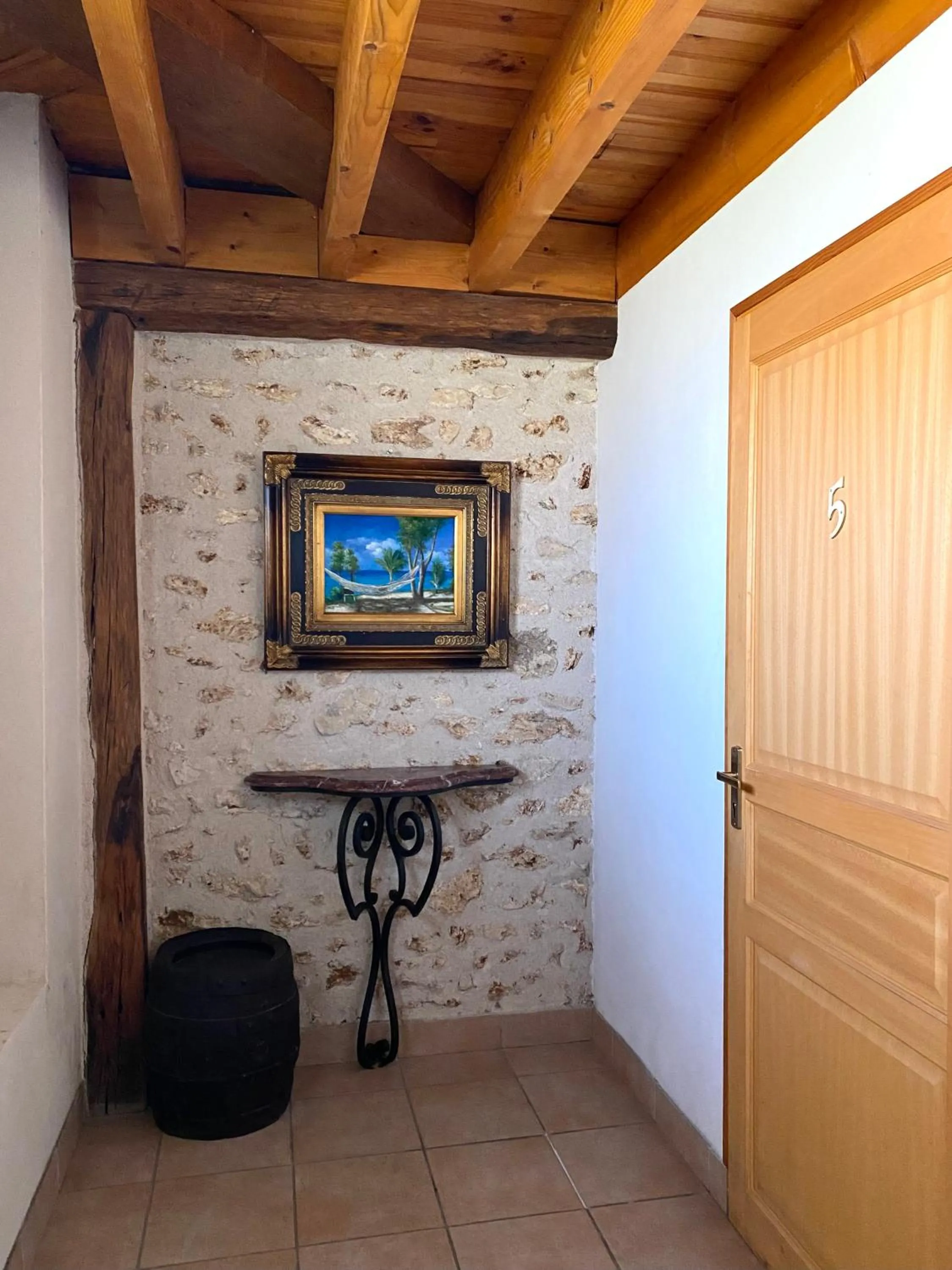 Decorative detail, TV/Entertainment Center in Domaine du Cellier de la Couronne