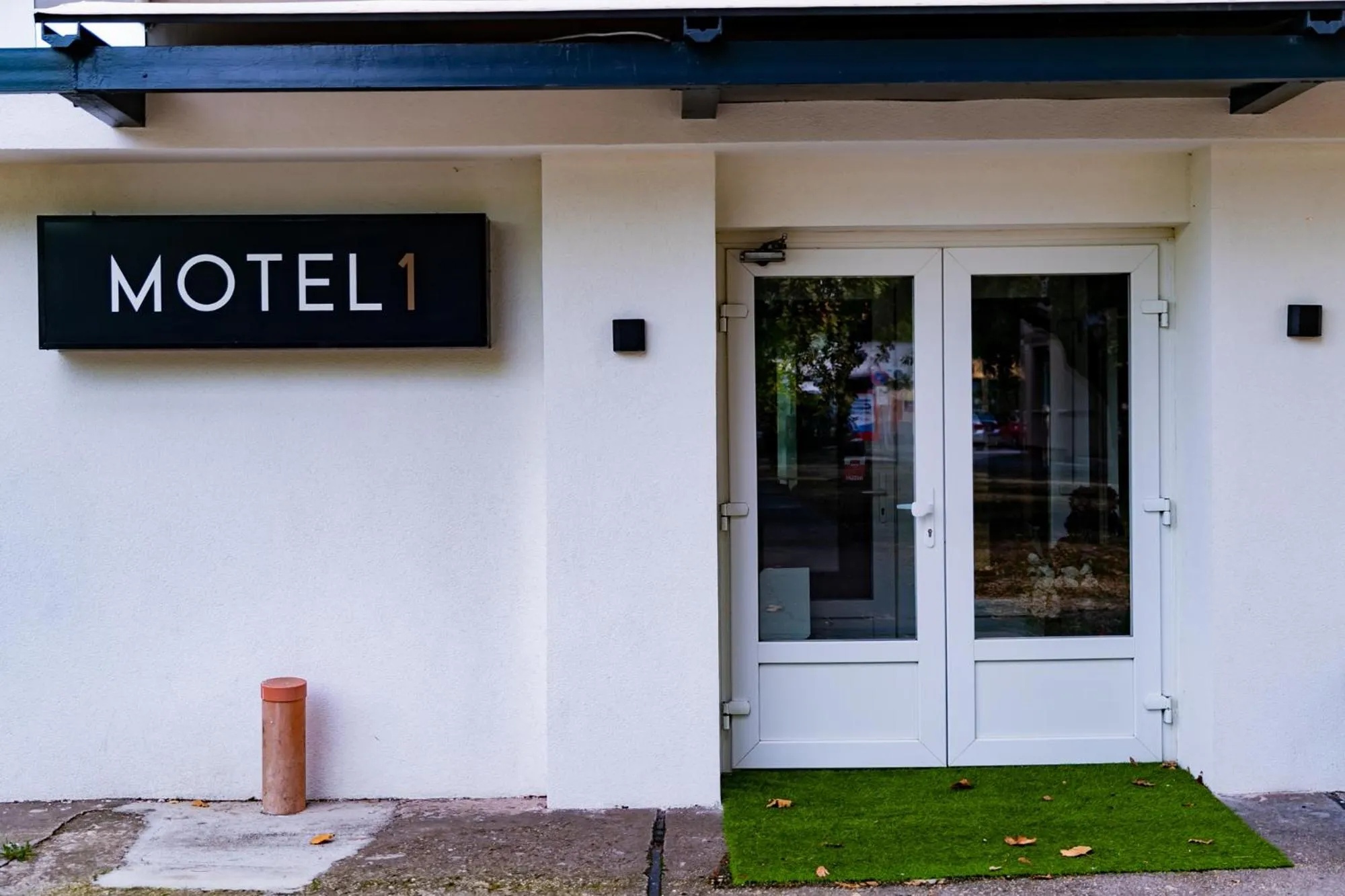 Property logo or sign in Motel1- A megfizethető luxus!